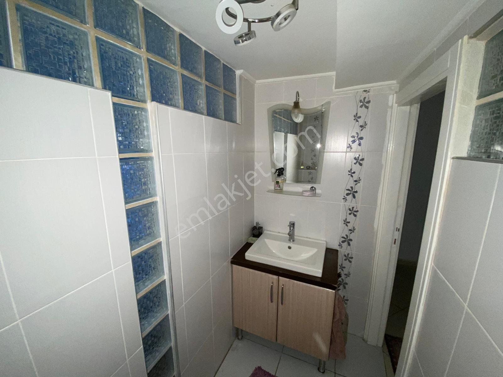 Göztepe Mah. Oluşum Sitesinde Yerden Isıtma Ebeveyn Banyolu Satılık 4+1 Villa - Görsel 6
