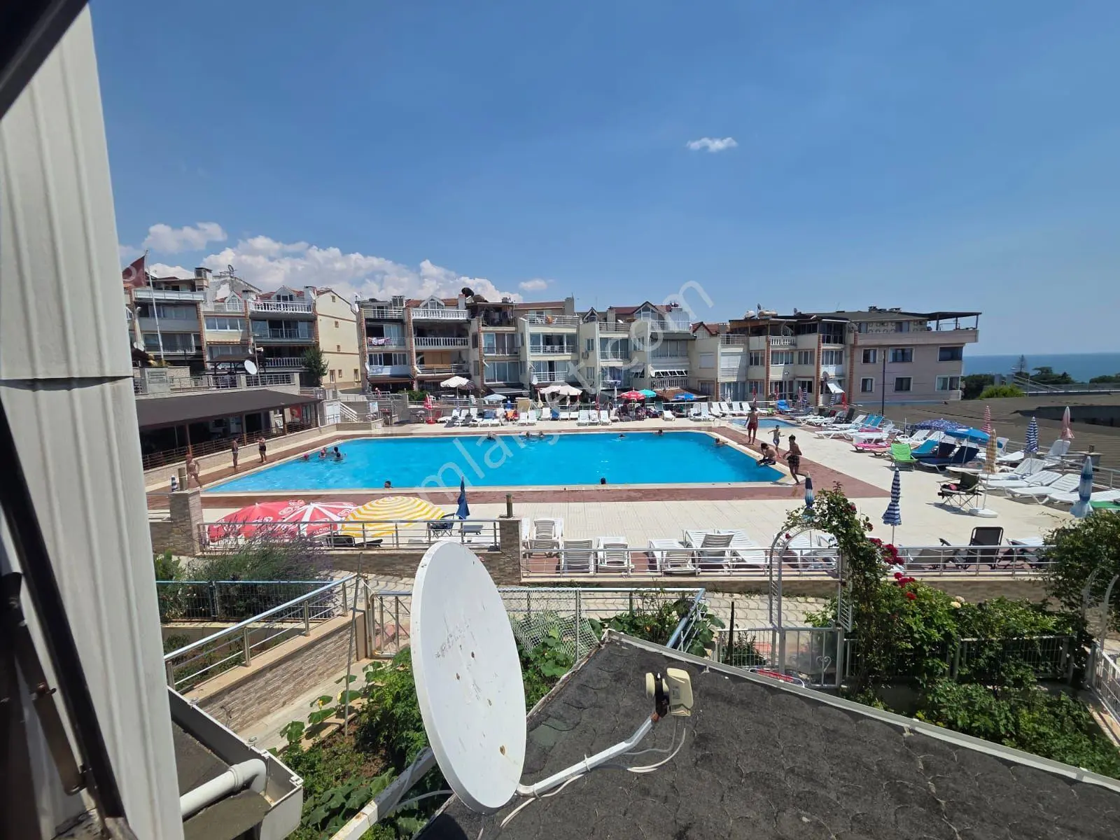 Çorlu Yenice'de Havuz Manzaralı 1+1 Satılık Yazlık - Görsel 3