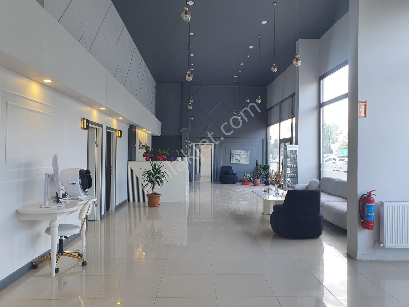 8- Şeker Gayrimenkul Yeni Mah. 400 M2 Devren Kiralık İşyeri - Görsel 8