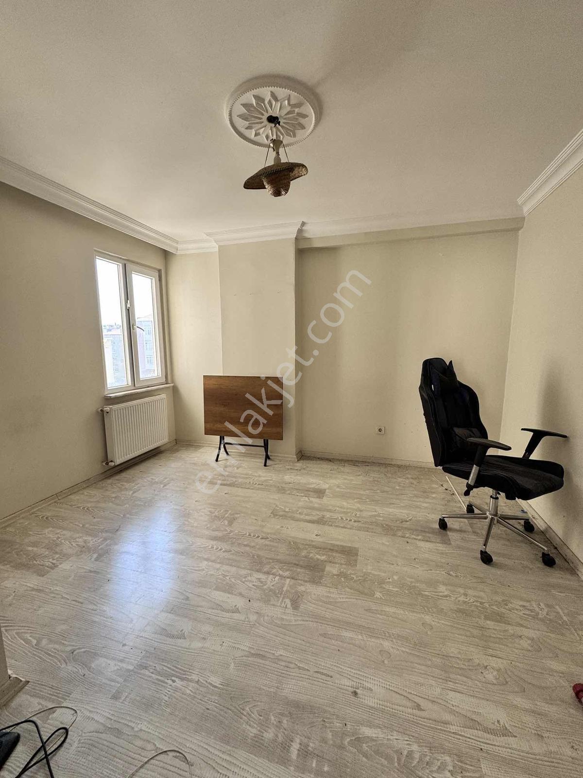 Çamlık Mahallesinde Metroya Ve Şahinbey Cad. Yakın 3+1 Kiralık - Görsel 10