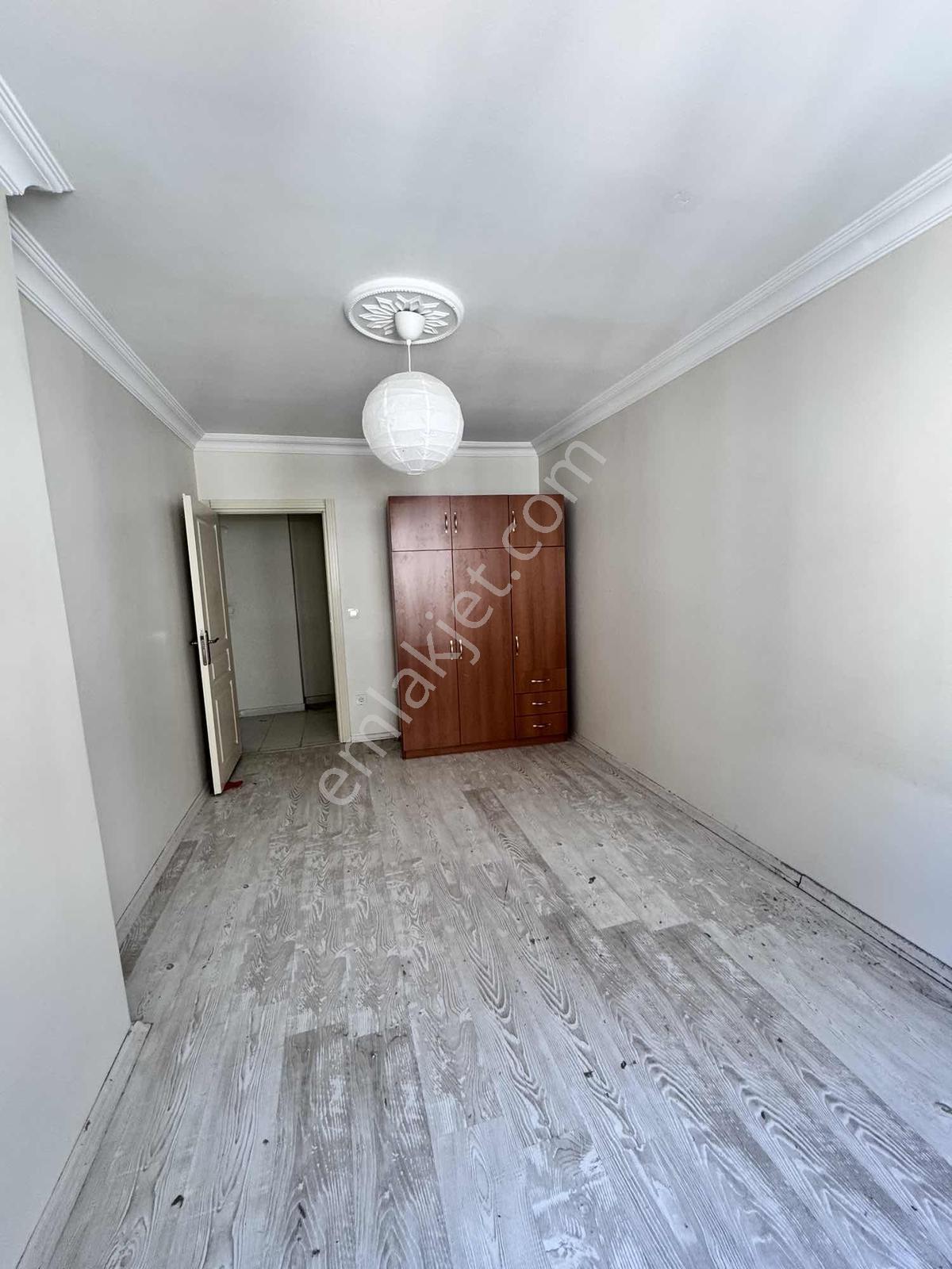 Çamlık Mahallesinde Metroya Ve Şahinbey Cad. Yakın 3+1 Kiralık - Görsel 17