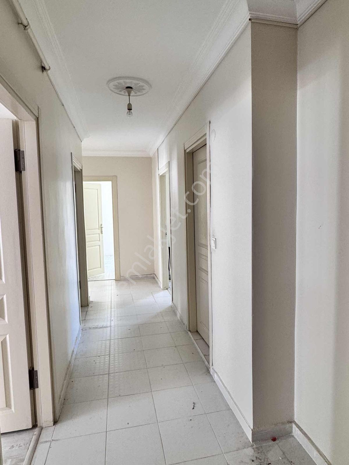 Çamlık Mahallesinde Metroya Ve Şahinbey Cad. Yakın 3+1 Kiralık - Görsel 2