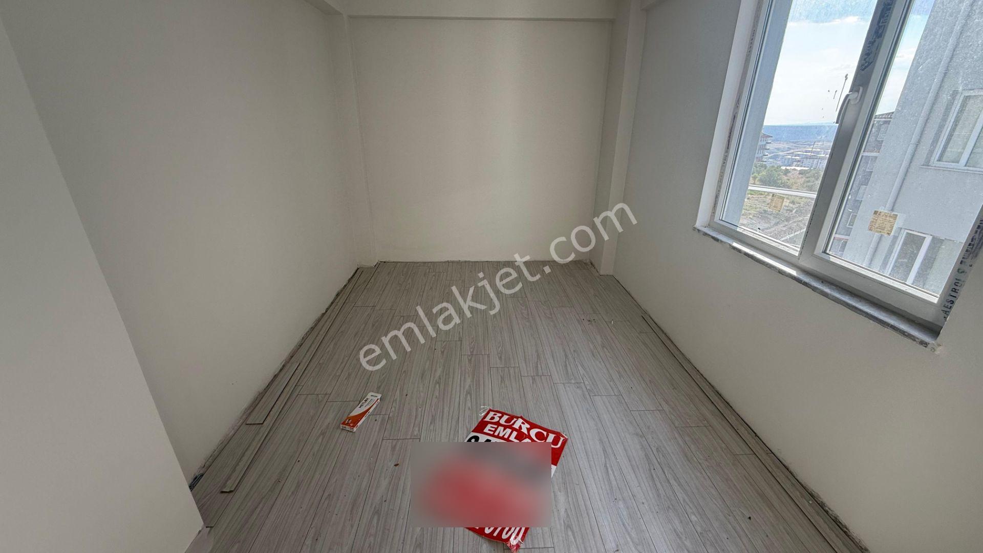 Sanayi Sitesi Üzerinde 2+1 Satılık Daire---burcu Emlaktan--- - Görsel 7