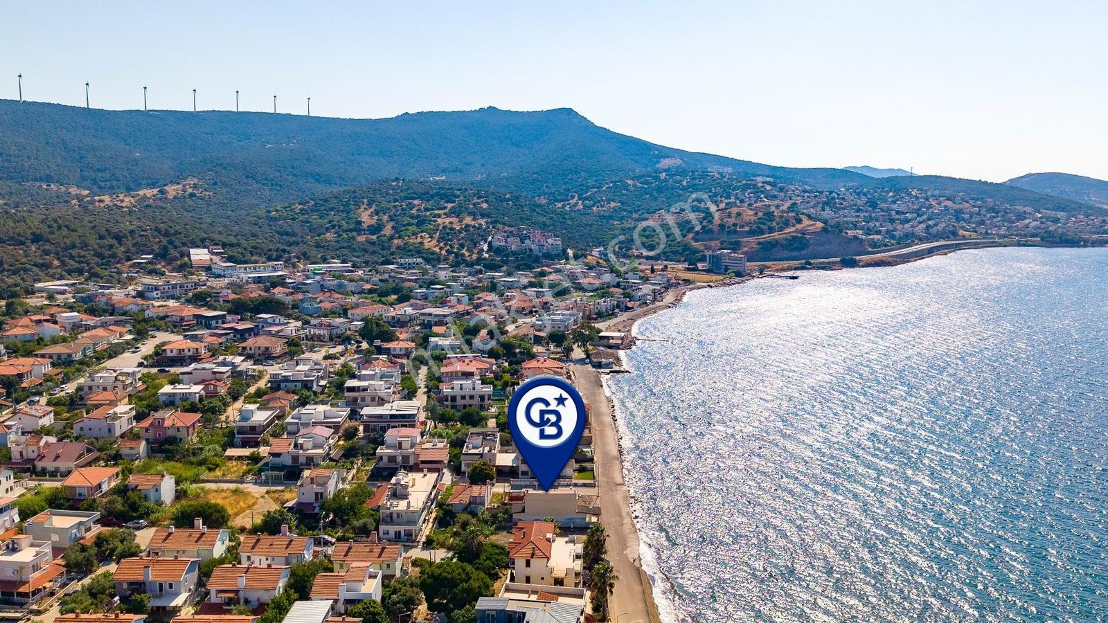 Yenifoça Gencelli'de Denize Sıfır Satılık 2+1 Villa - Görsel 35