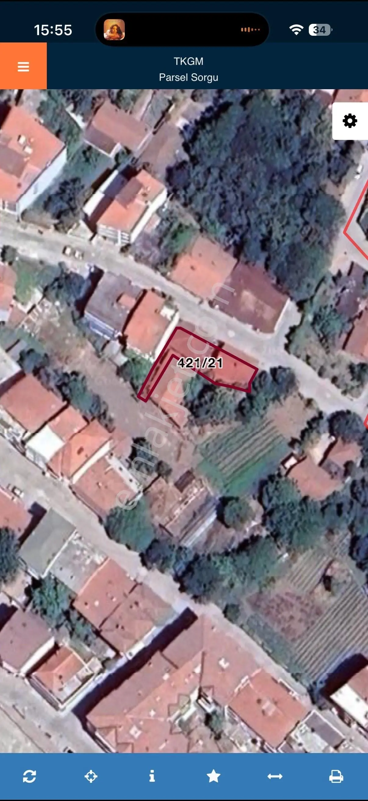 Rüstem Mahallesinde Büyük Bir Projeye Dönüştürlebilecek Eski Satılık Bina