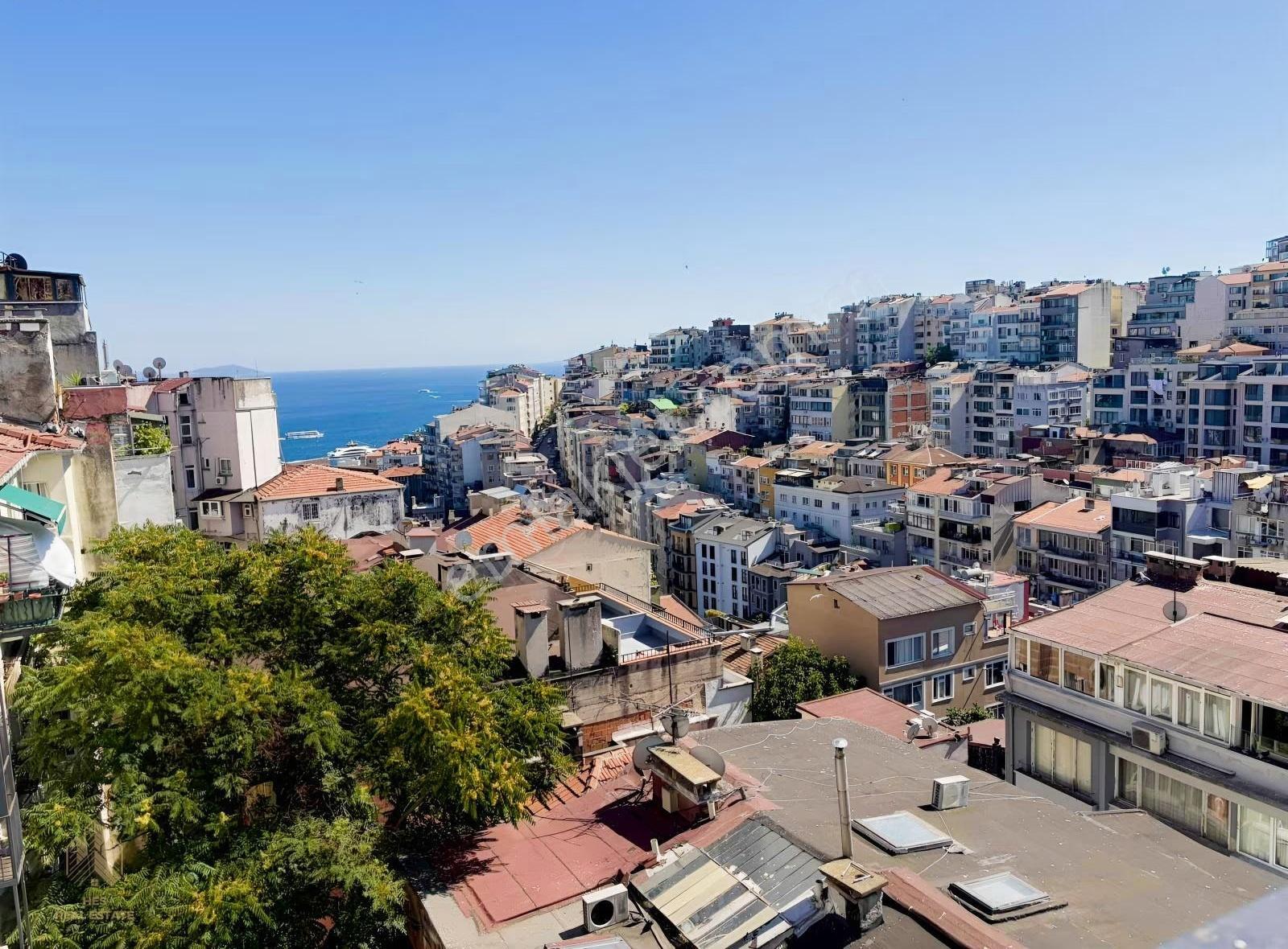 Taksim Gümüşsuyu'nda *deniz Manzaralı Teraslı 4+1 Sıfır Dubleks - Görsel 15