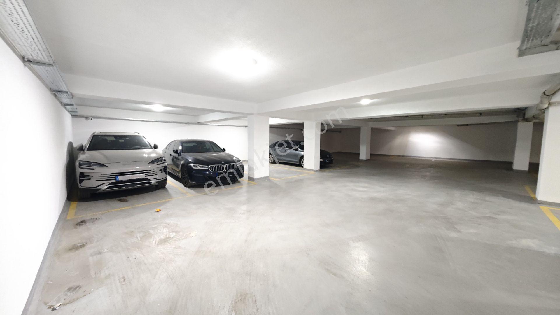 Bahçelievlerde 0 Binada 110 M2 3+1 Ebeveyn Banyolu Daire - Görsel 45