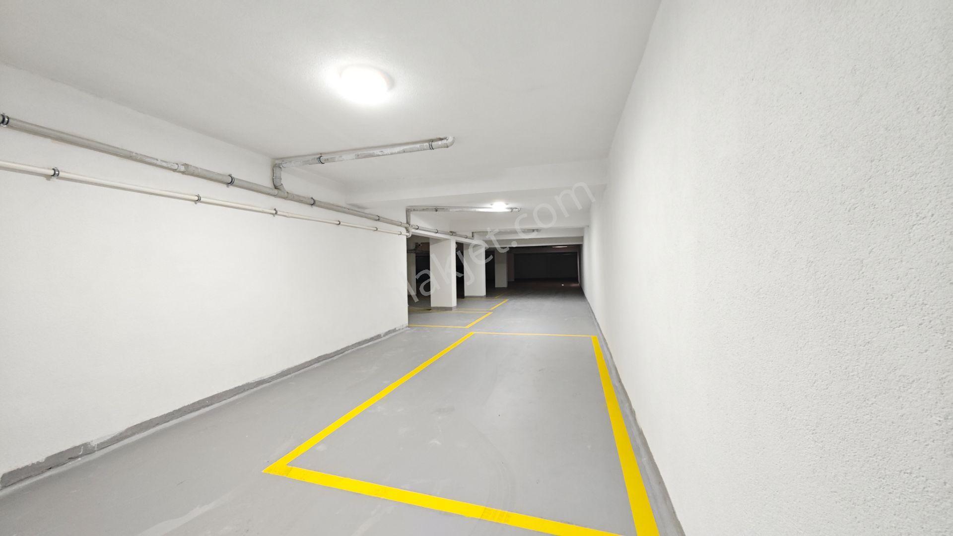 Bahçelievlerde 0 Binada 110 M2 3+1 Ebeveyn Banyolu Daire - Görsel 48
