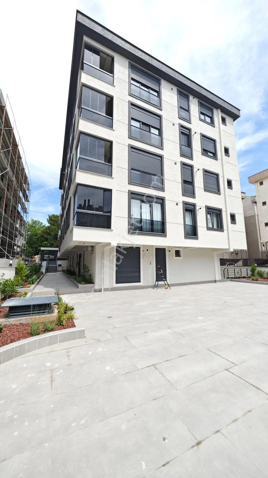 Bahçelievlerde 0 Binada 110 M2 3+1 Ebeveyn Banyolu Daire - Görsel 3