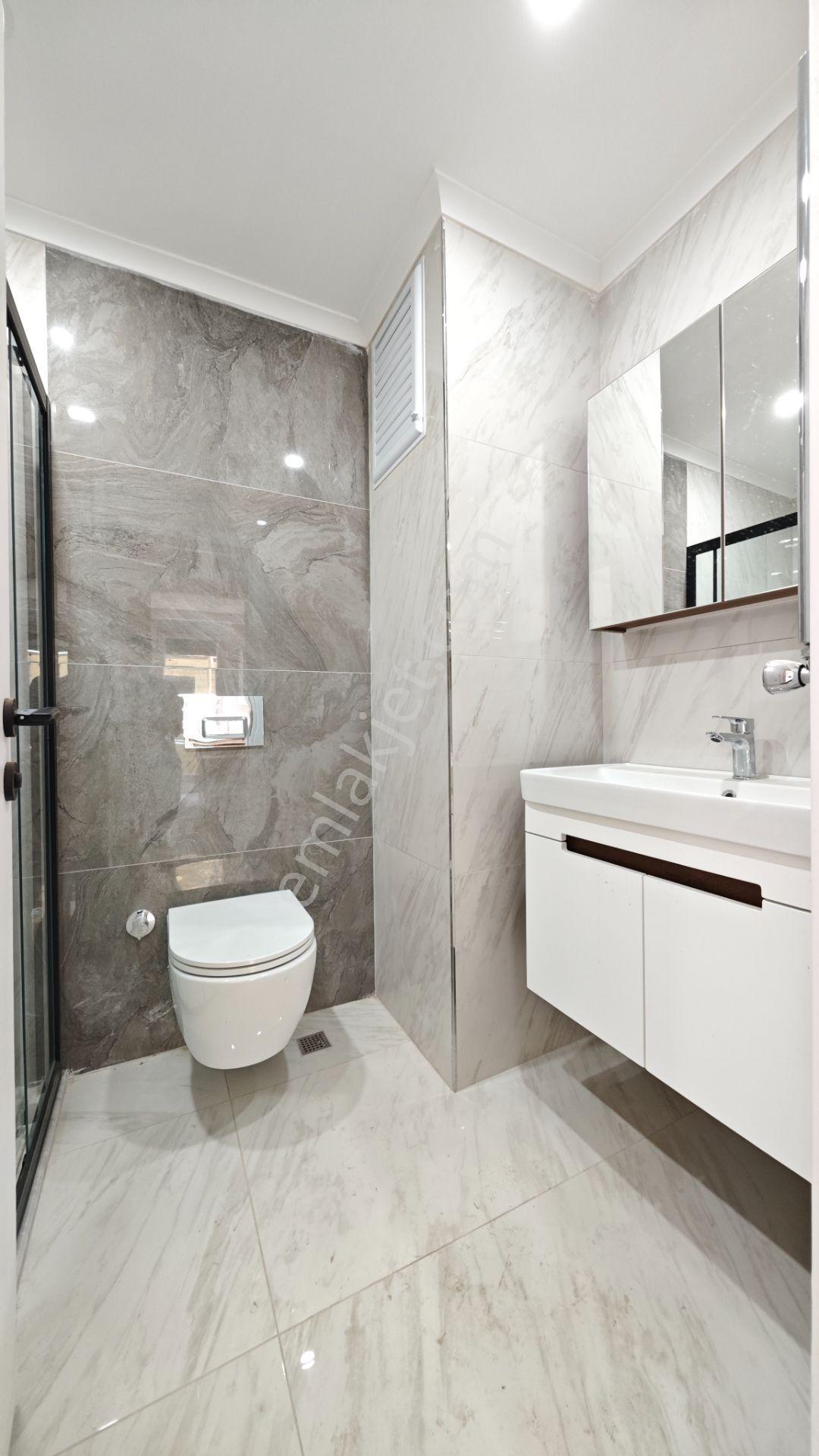 Bahçelievlerde 0 Binada 110 M2 3+1 Ebeveyn Banyolu Daire - Görsel 24