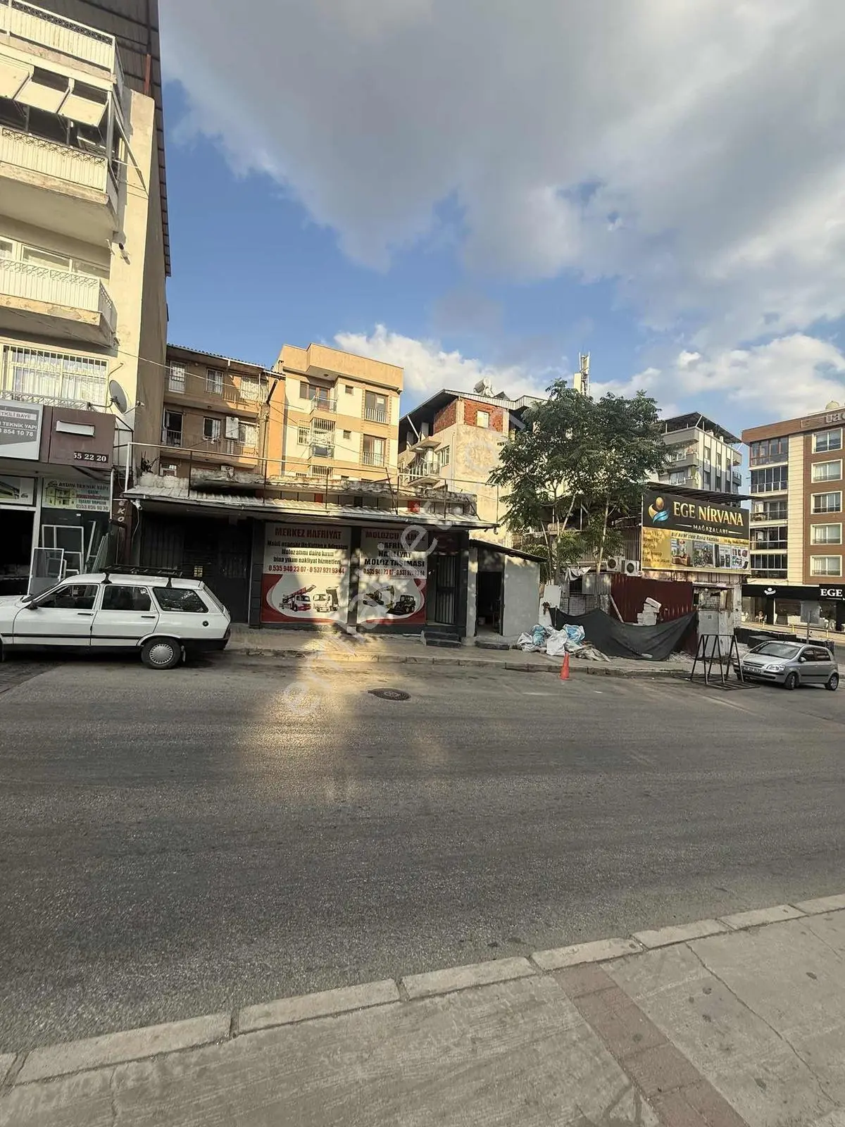 Bahçem Cafe Karşısında 168 M2 4 Kat İmarlı Satılık Ev - Görsel 2