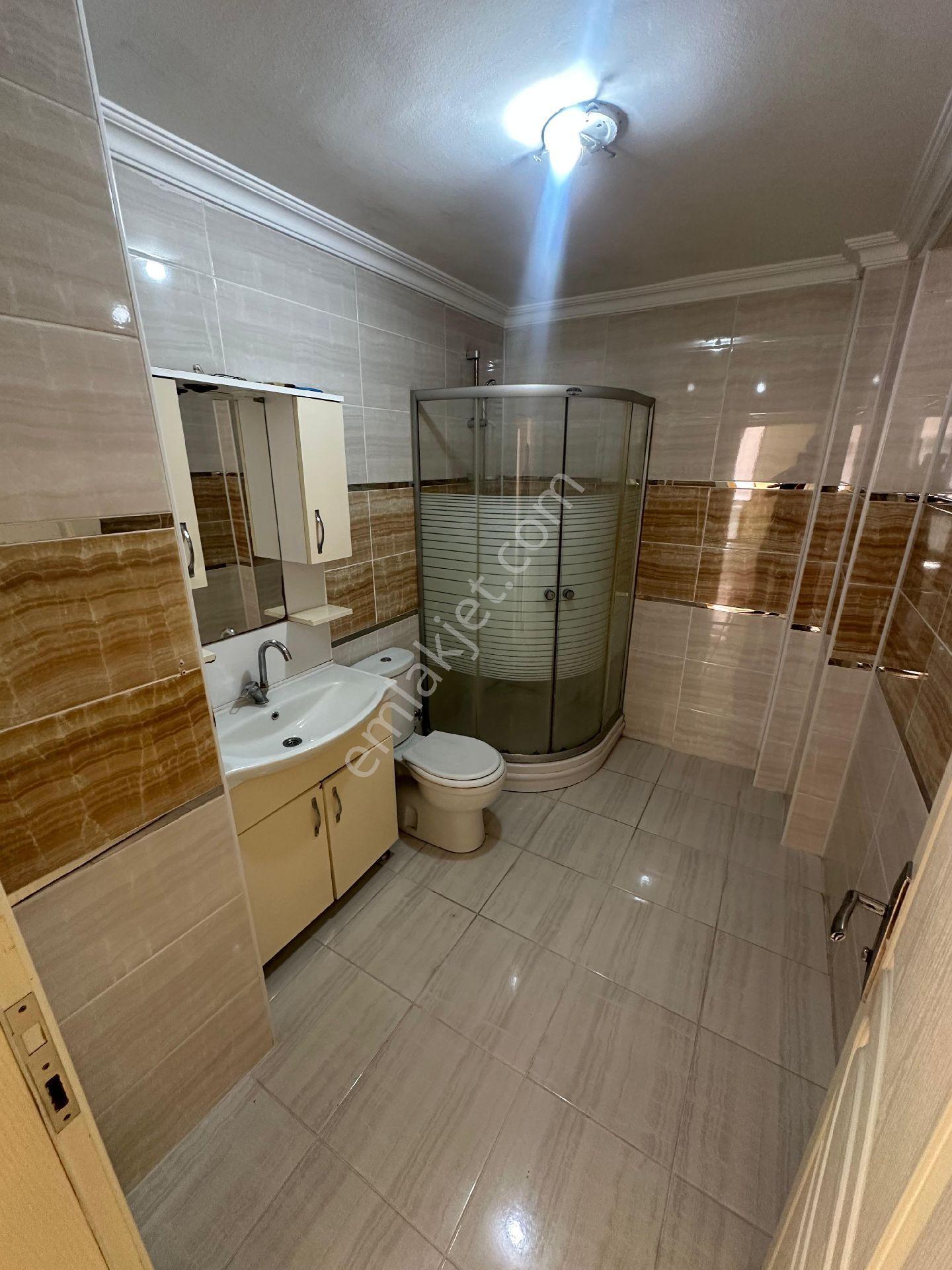 Family' Den Bahçelievler Devlet Hastanesin Yanı 3+1 10 Yıllık Kiralık Daire - Görsel 20