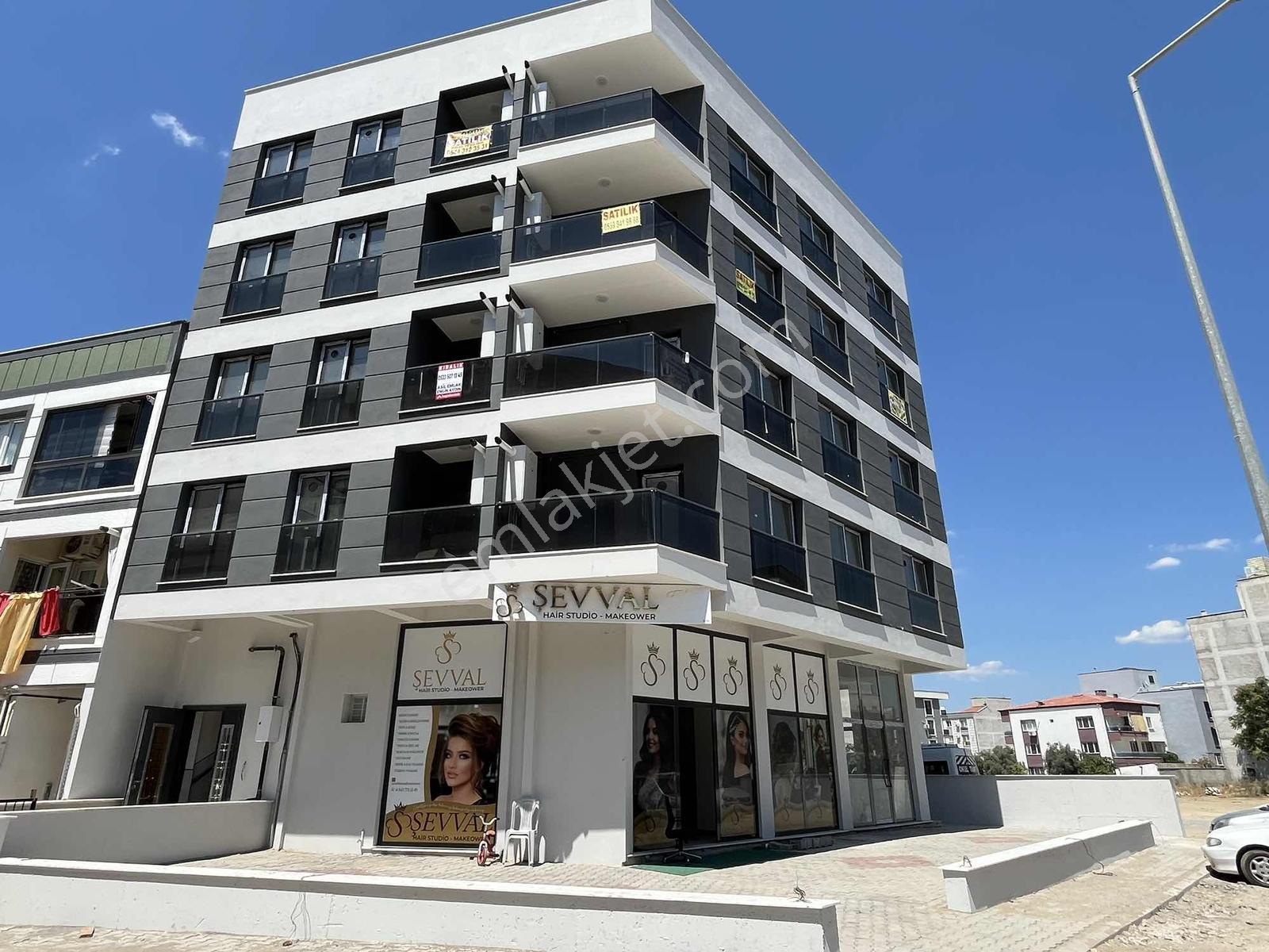 Asil Emlak'tan Cadde Üzeri Sıfır 1+1 Ara Kat Kiralık Daire - Görsel 11