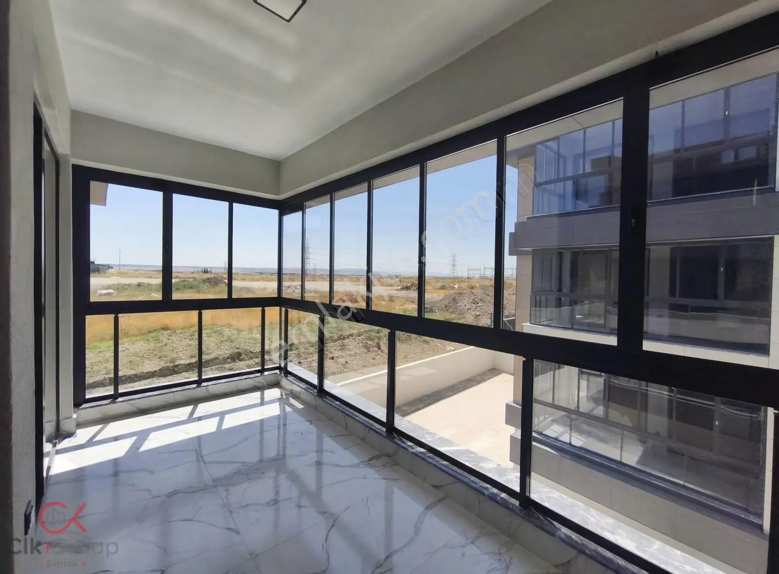 Clk Gm'den A.söğütönü'nde Site İçinde Özel Garajlı 2+1 Daire - Görsel 5