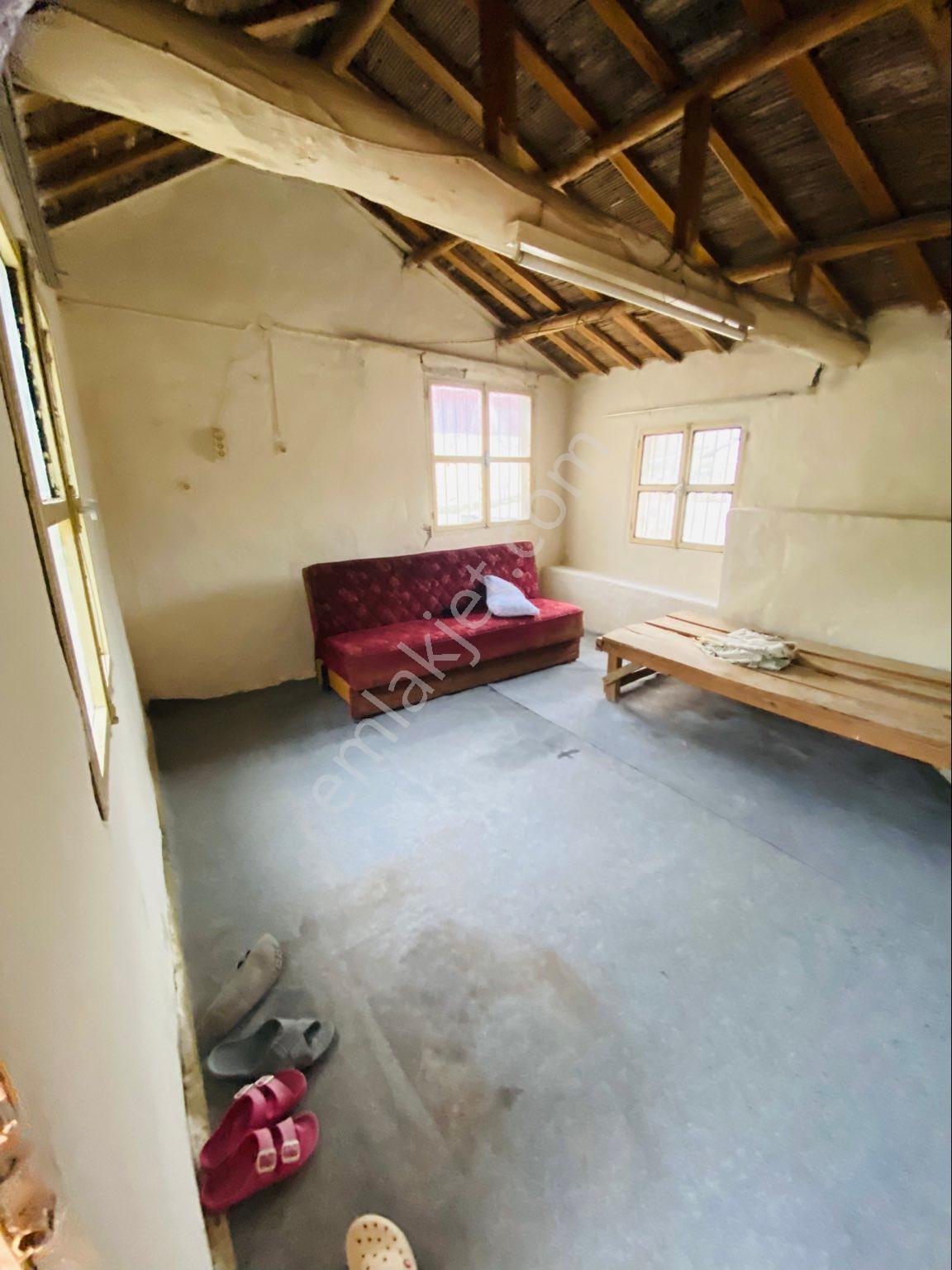 Sahinden Satılık Köy Evi Söke Özbaşı 556.7 Metrekare - Görsel 24