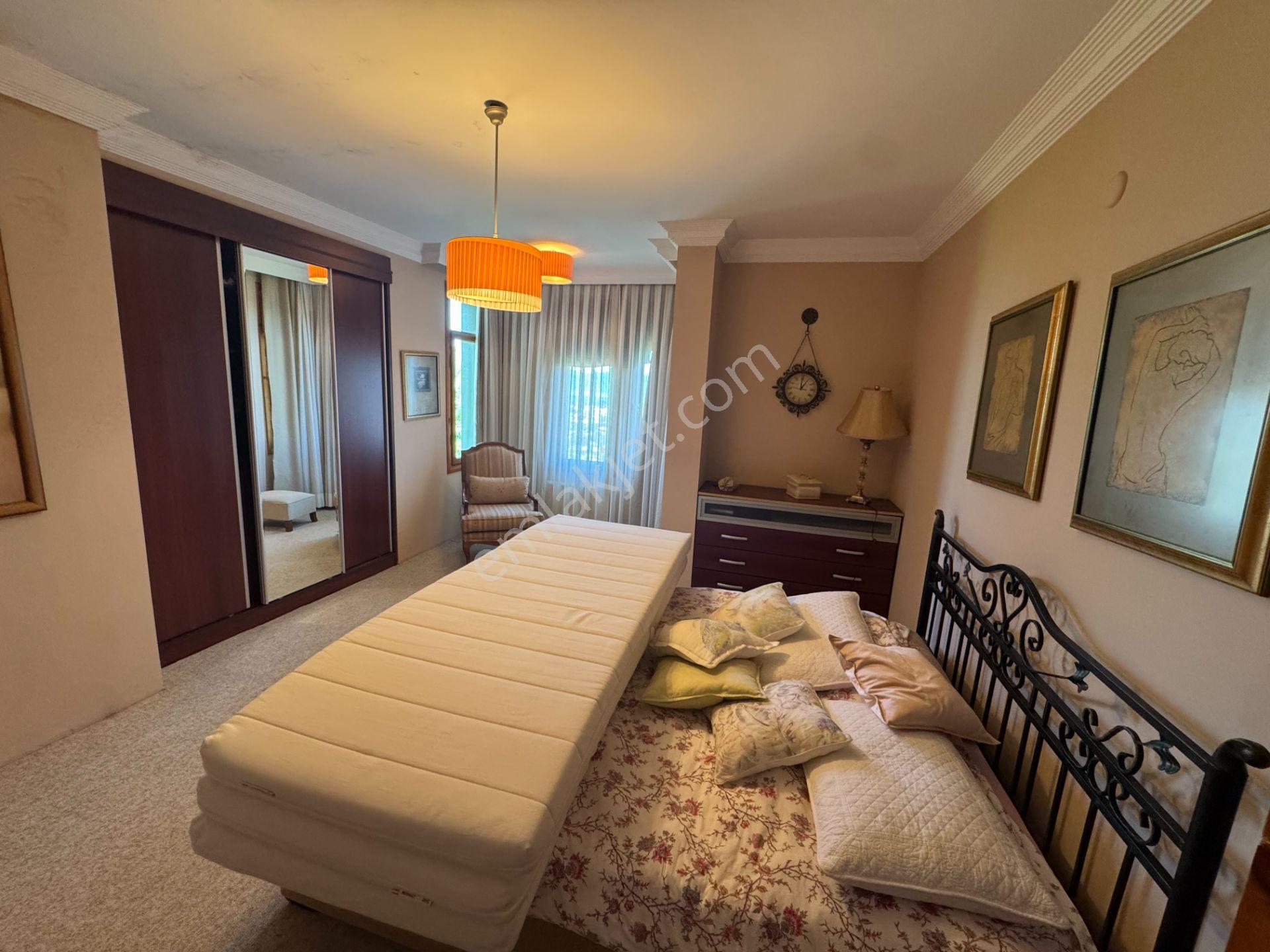 Sapanca'da Sosyal Tesisli Sitede Satılık Müstakil Villa.. - Görsel 34