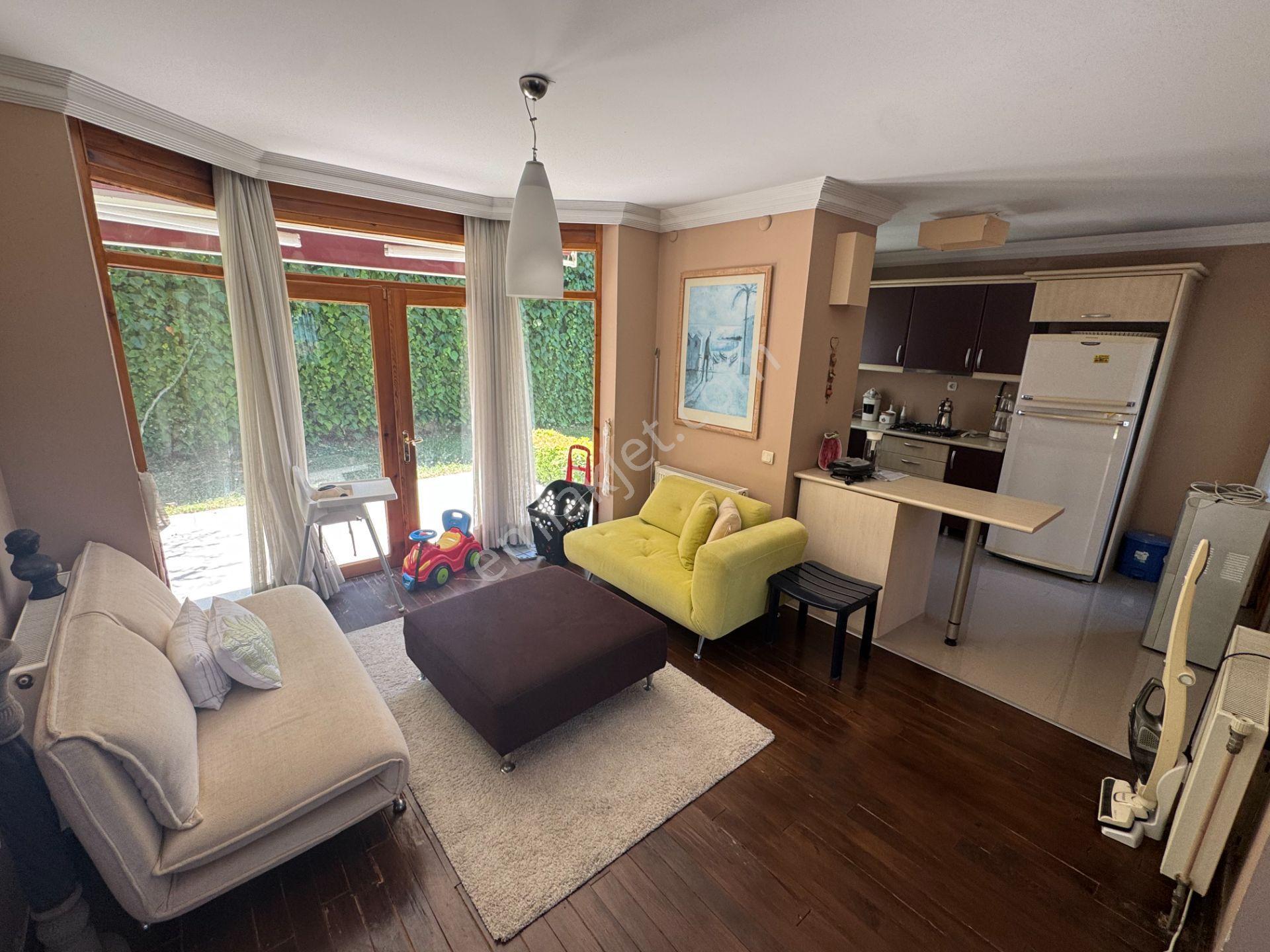 Sapanca'da Sosyal Tesisli Sitede Satılık Müstakil Villa.. - Görsel 19