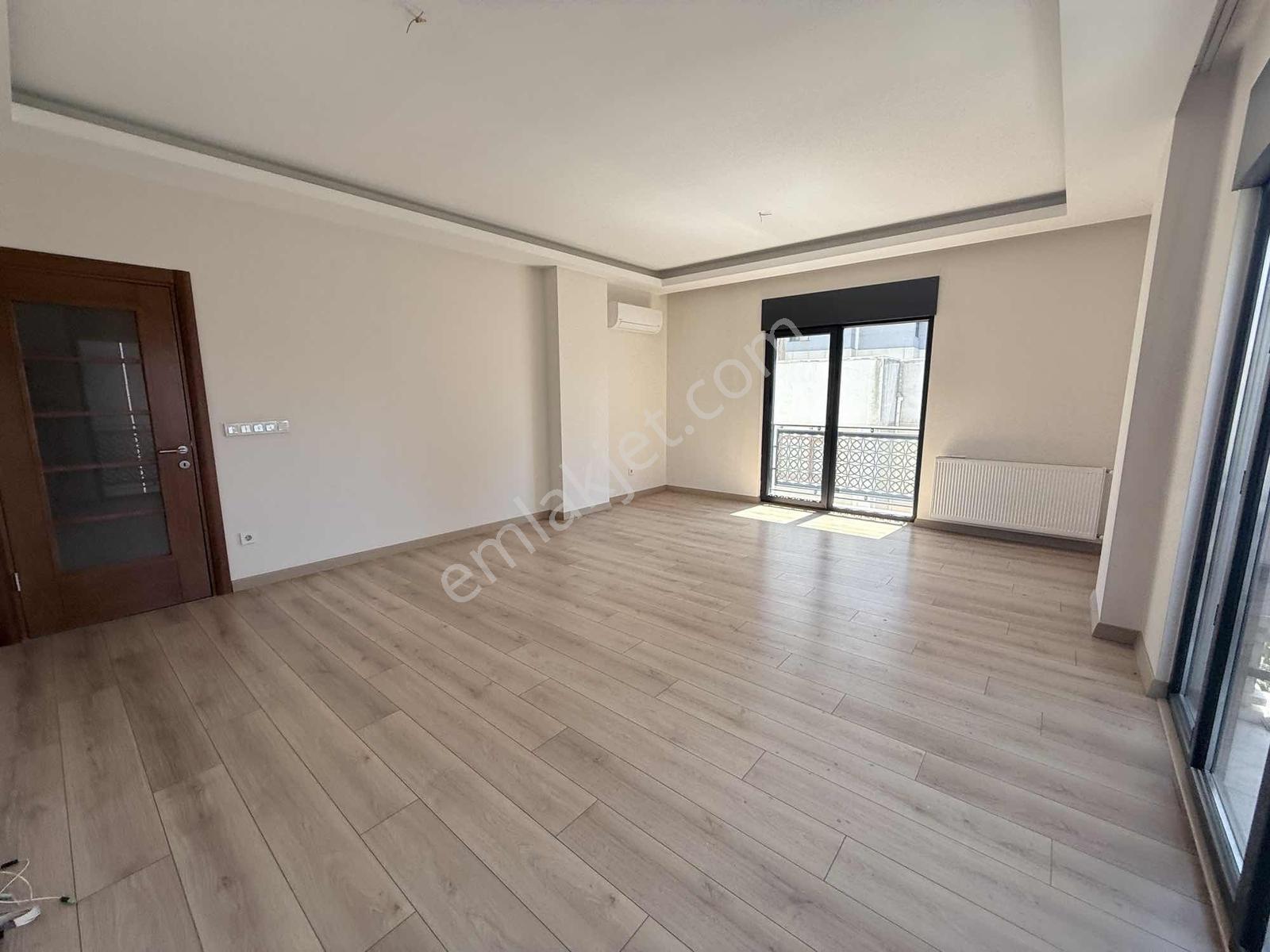 Suadiye Kaptan Arif Sokakta E.banyolu 3+1 135 M² - Görsel 19
