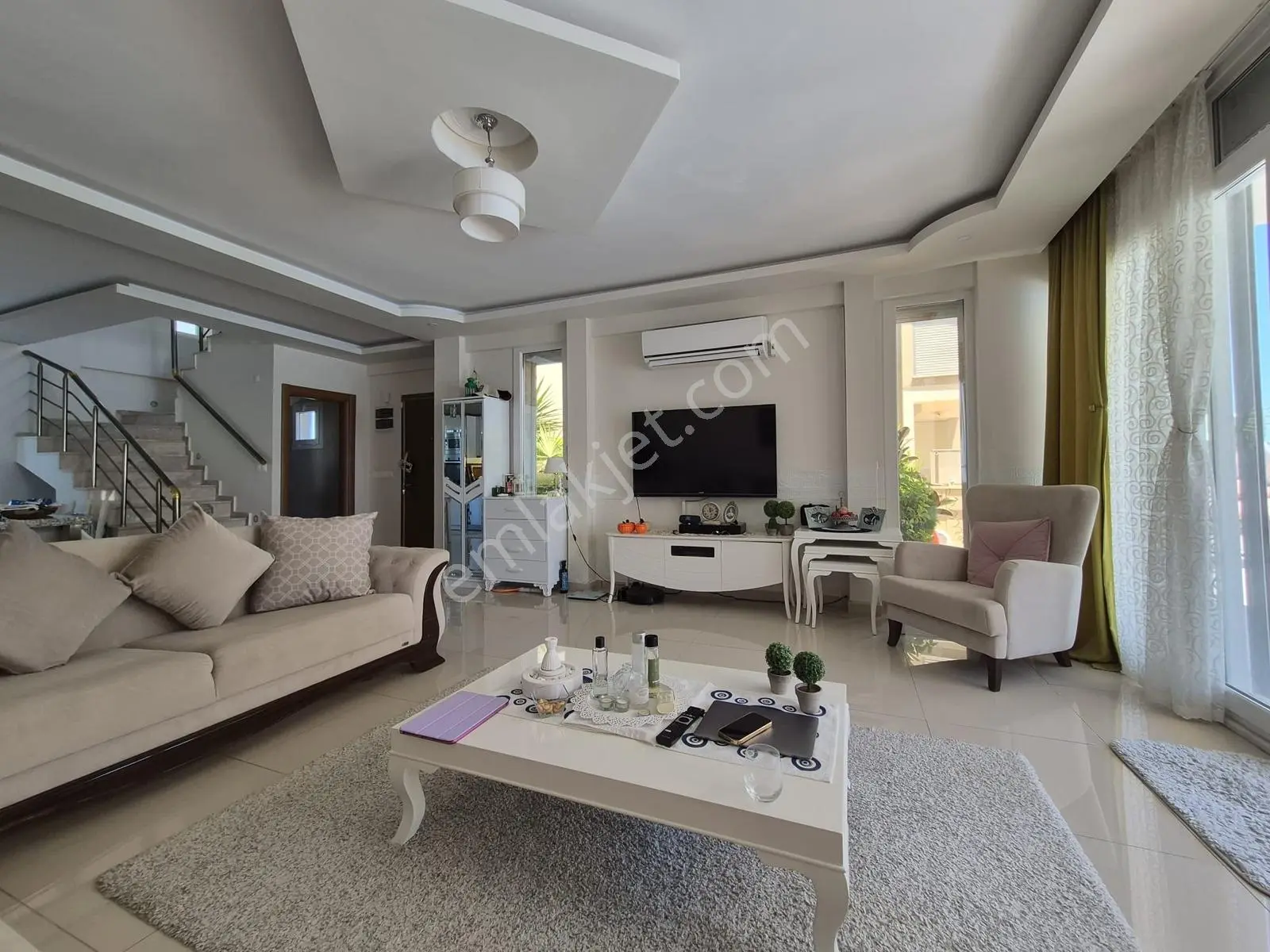 Altınkum'da Denize 500 Metre, Müstakil Havuzlu, Otoparklı Villa - Görsel 34
