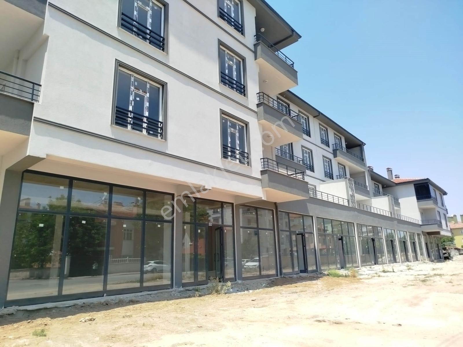 Baha'dan Gaziosmanpaşa Mh. Adliye Yakını Satılık Geniş 3+1 Dair - Görsel 21