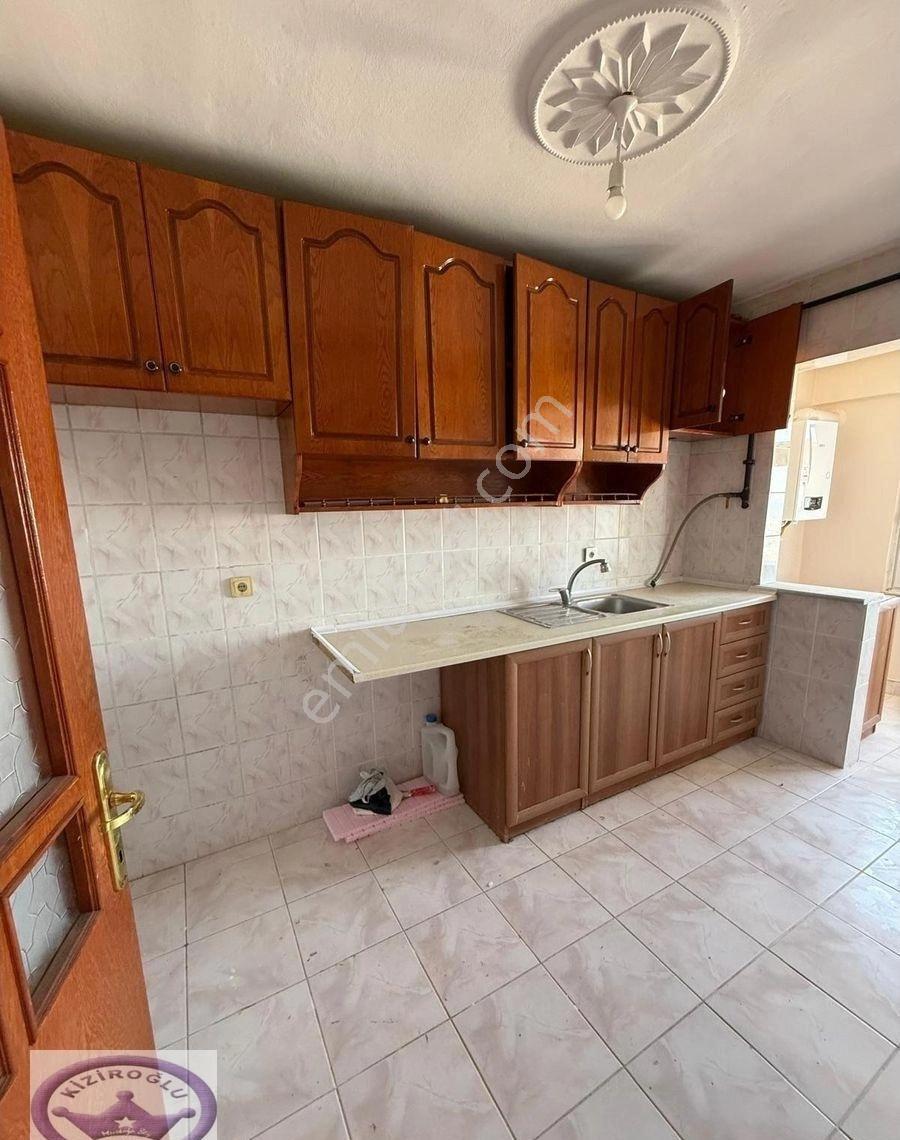 Tülin Caddesine Yakın Deniz Manzaralı Kombili Arakat 2+1 - Görsel 28