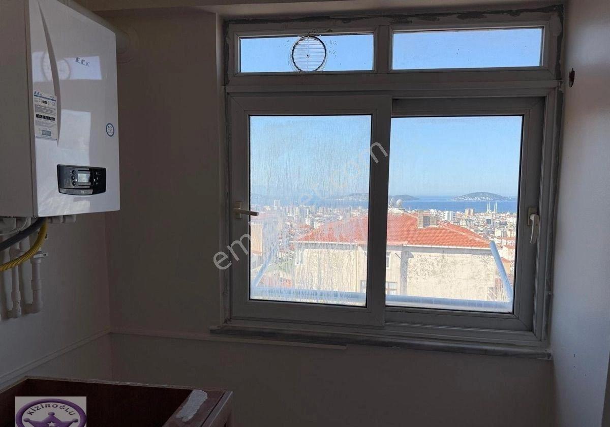 Tülin Caddesine Yakın Deniz Manzaralı Kombili Arakat 2+1 - Görsel 7