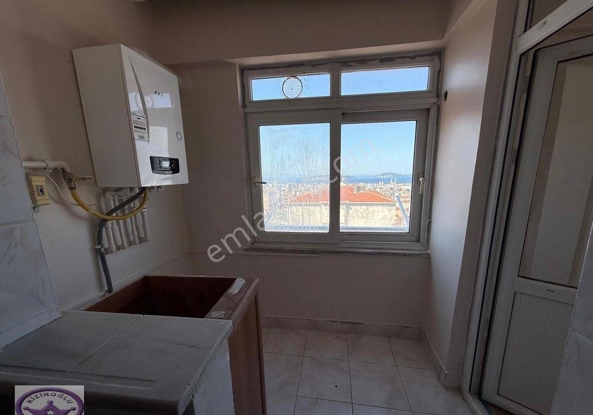 Tülin Caddesine Yakın Deniz Manzaralı Kombili Arakat 2+1 - Görsel 32
