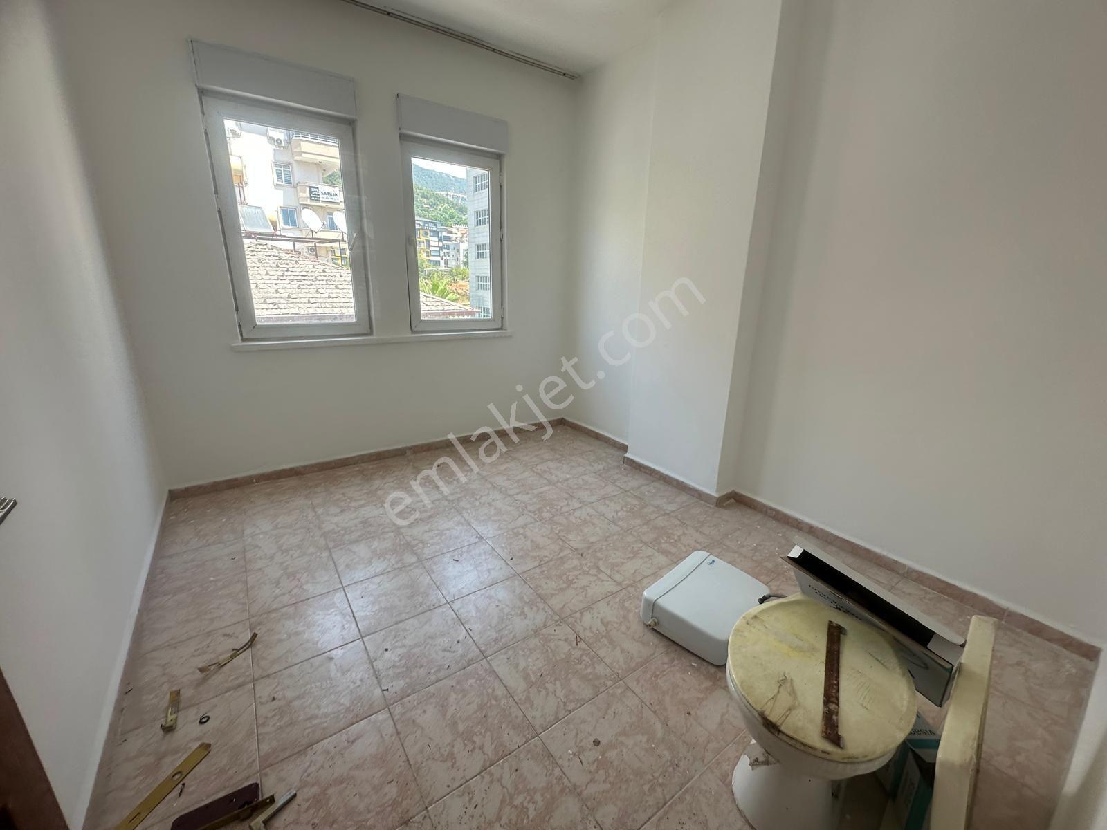 Alanya Güllerpınarı Mah.adliye Cvr.kiralık 2+1 Daire - Görsel 17