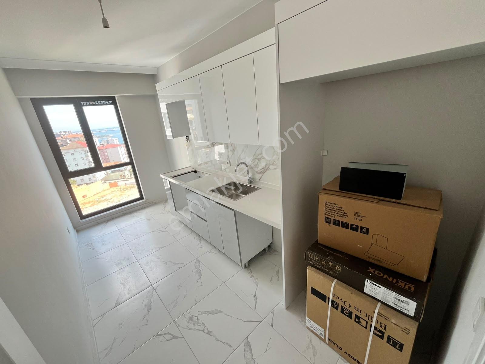 Pendik Doğu Mh Mir Metro Sitesi Deniz Manzaralı Kiralık Daire2+1 - Görsel 33