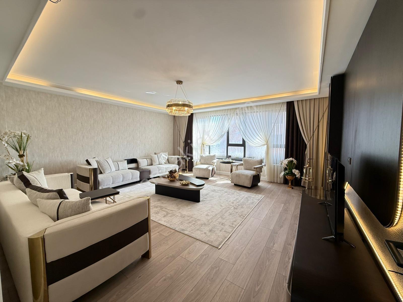 Lüks Yaşamın En Seçkin Örneği! Full Donanımlı Sitede 4+1 Daire - Görsel 25