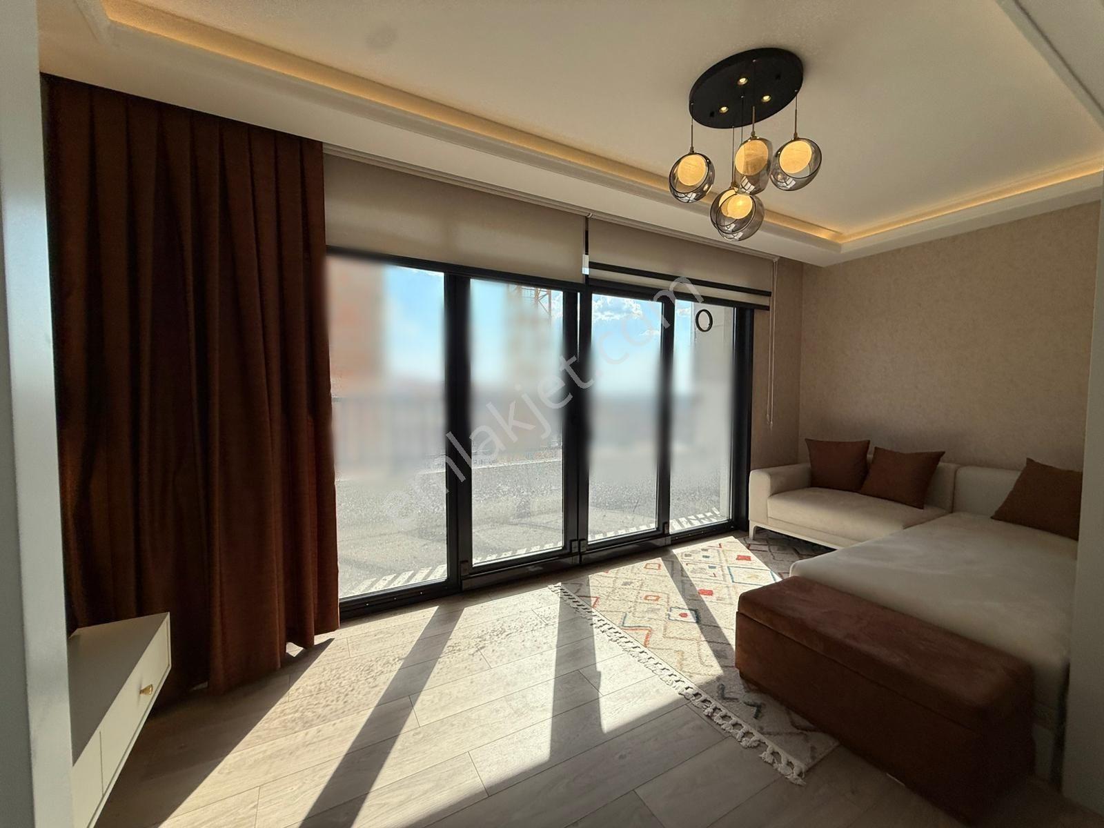 Lüks Yaşamın En Seçkin Örneği! Full Donanımlı Sitede 4+1 Daire - Görsel 30