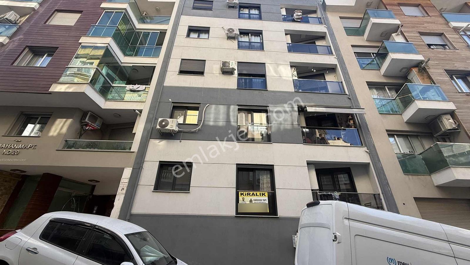 Karantina Hamamı Yakını Asansörlü, Doğalgazlı, 1+1 Kiralık Daire
