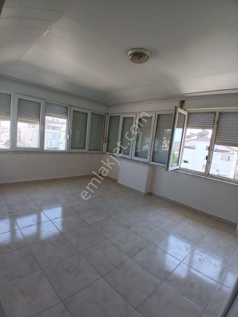 Merkezde Kiralık Asansörlü Daire - Görsel 8