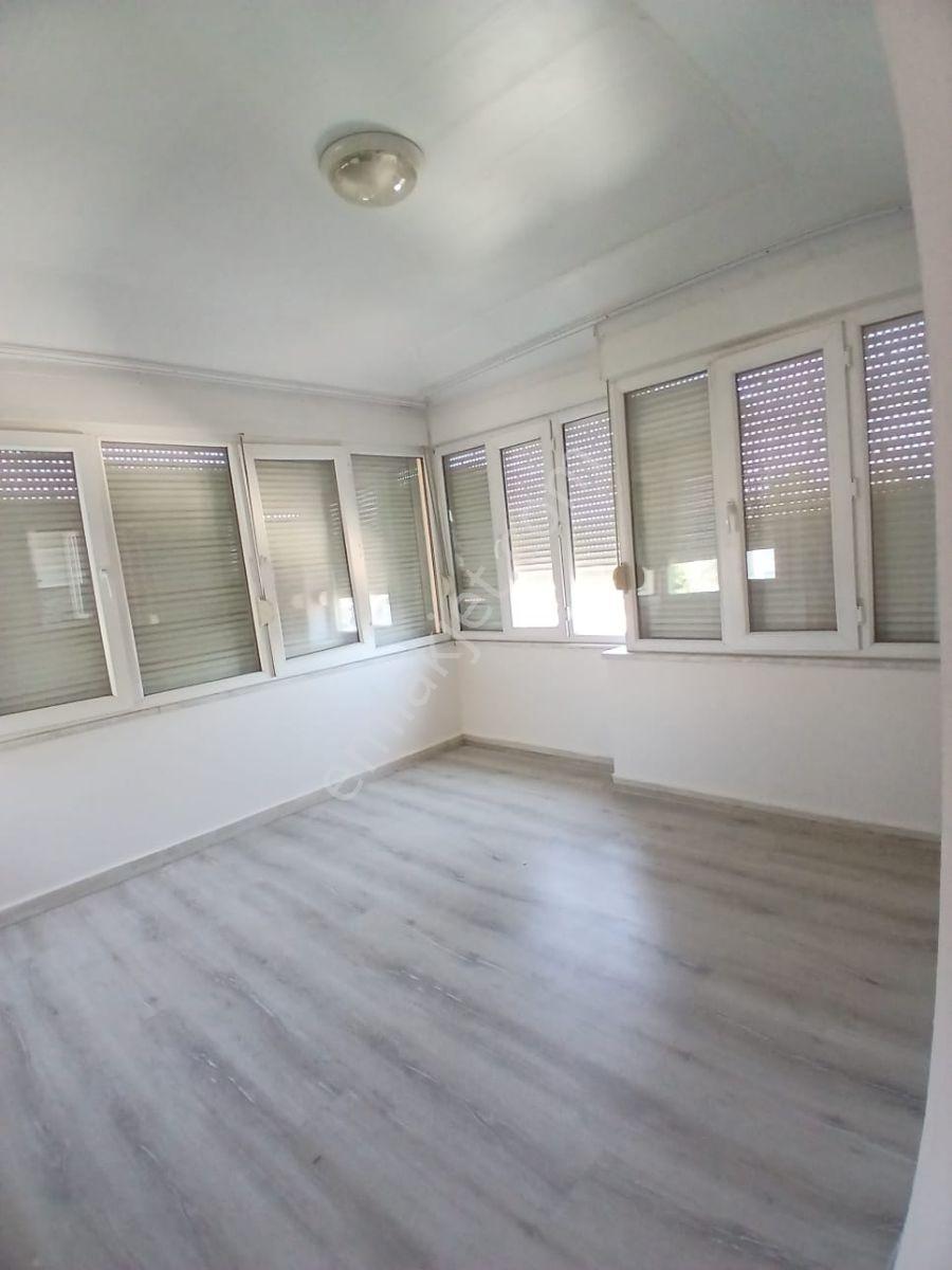 Merkezde Kiralık Asansörlü Daire - Görsel 9