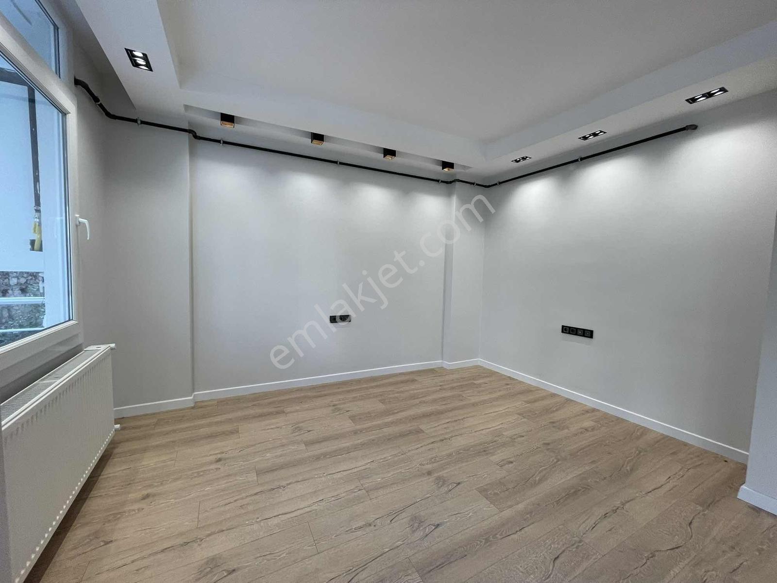 Türker Emlak | Basın Sitesi Mah. 3+1 110m2 Lüks Tadilatlı Daire - Görsel 2