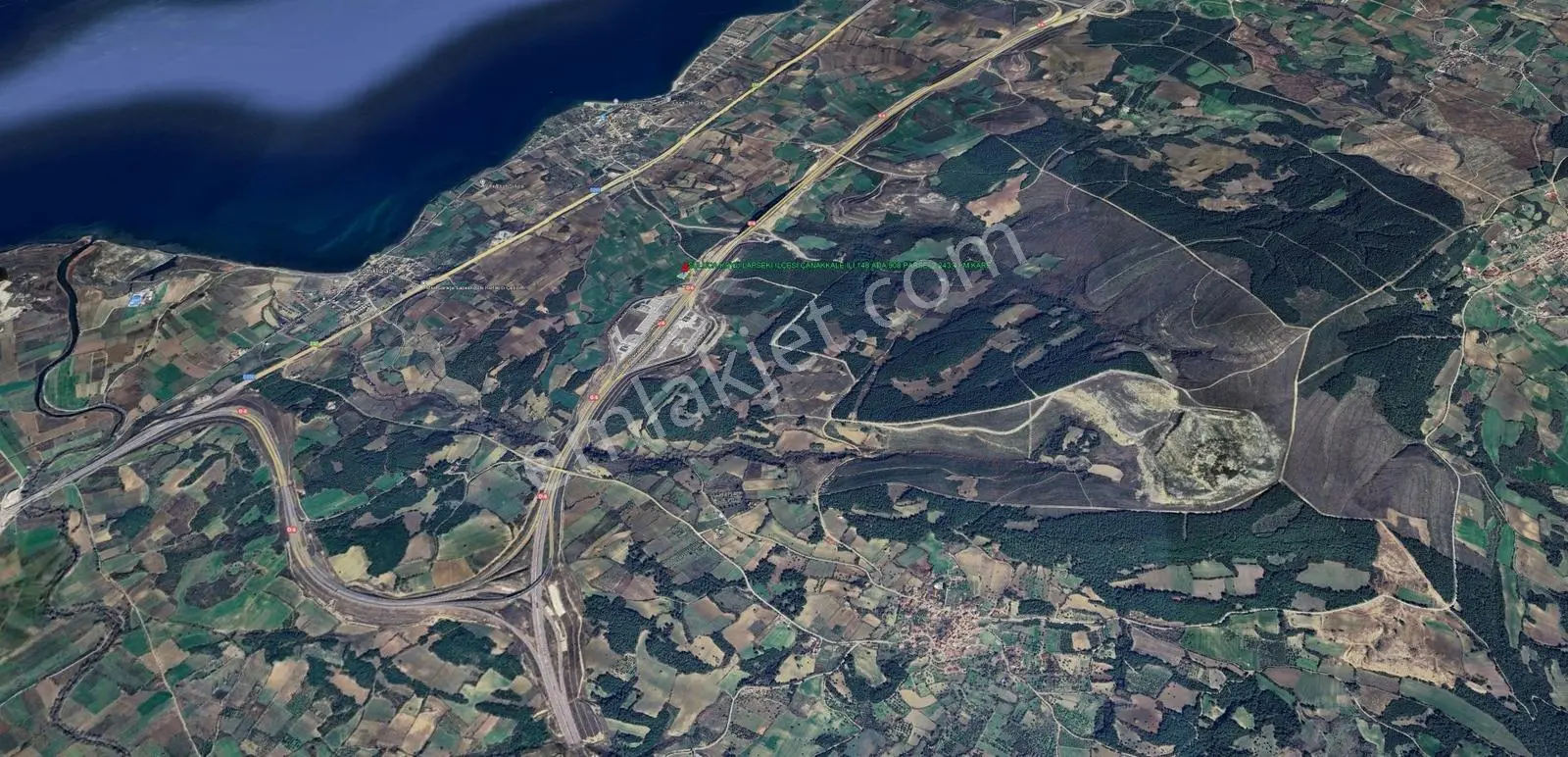 Lapseki Suluca'da 2.243 M Kare Boğaz Ve Köprü Manzaralı Tarla - Görsel 2