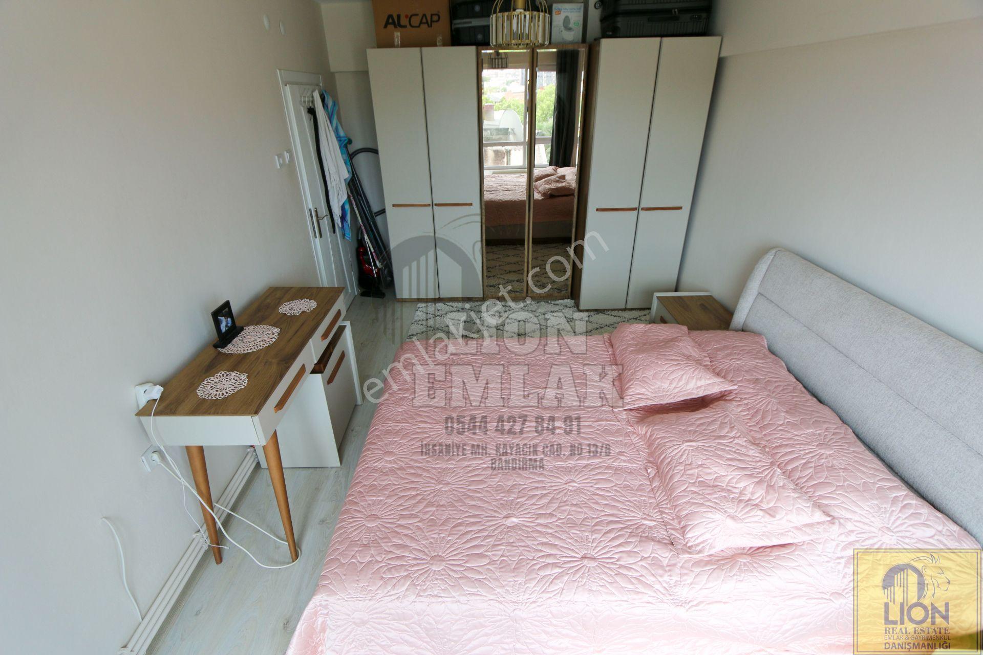 İhsaniye Mahallesinde Full Tadilatlı 2+1 Şehir Manzaralı Satılık Daire - Görsel 24
