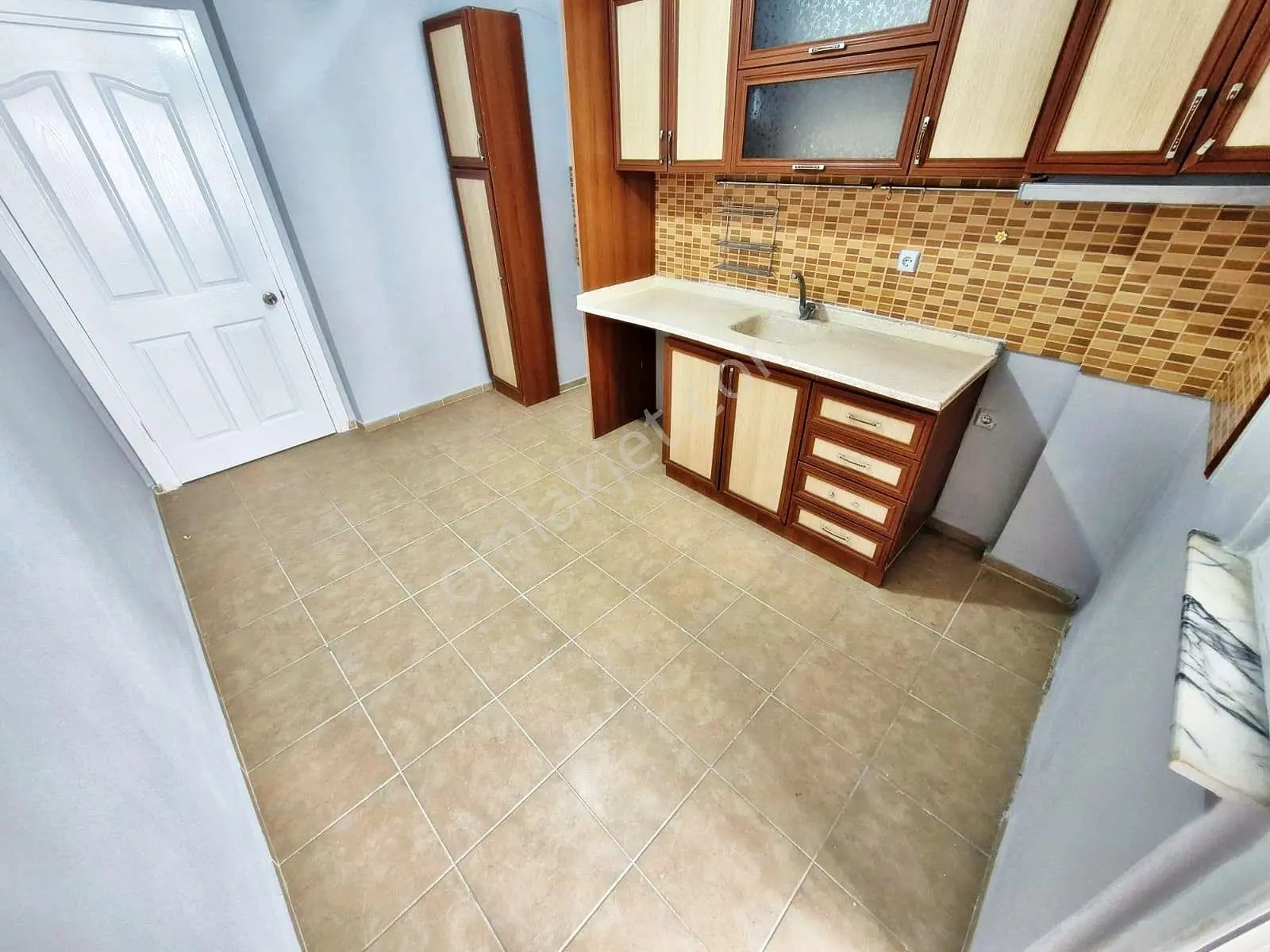 Aktif'ten Akçay'da Satılık Denize 300mt Arakat Ayrı Mutfaklı Geniş 2+1 Daire - Görsel 34