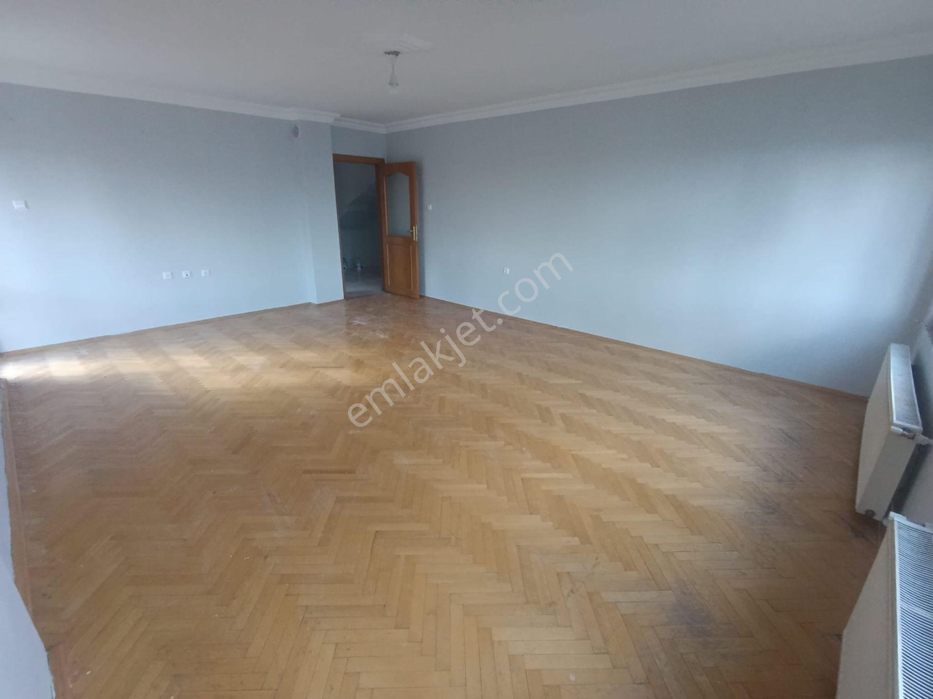 Etlik Şehir Hastanesi Yürüme Mesafesi 6+1 Bağımsız Boyalı Yapılı Teraslı Kiralık Daire - Görsel 30