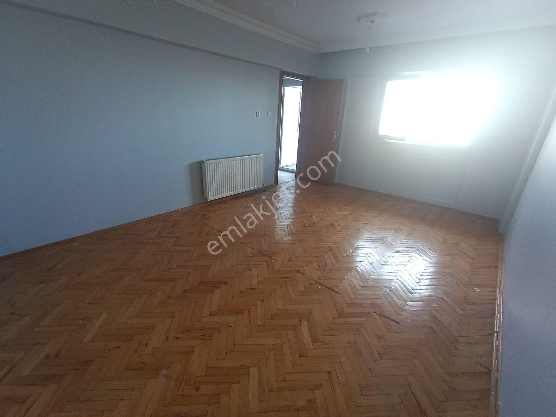 Etlik Şehir Hastanesi Yürüme Mesafesi 6+1 Bağımsız Boyalı Yapılı Teraslı Kiralık Daire - Görsel 17