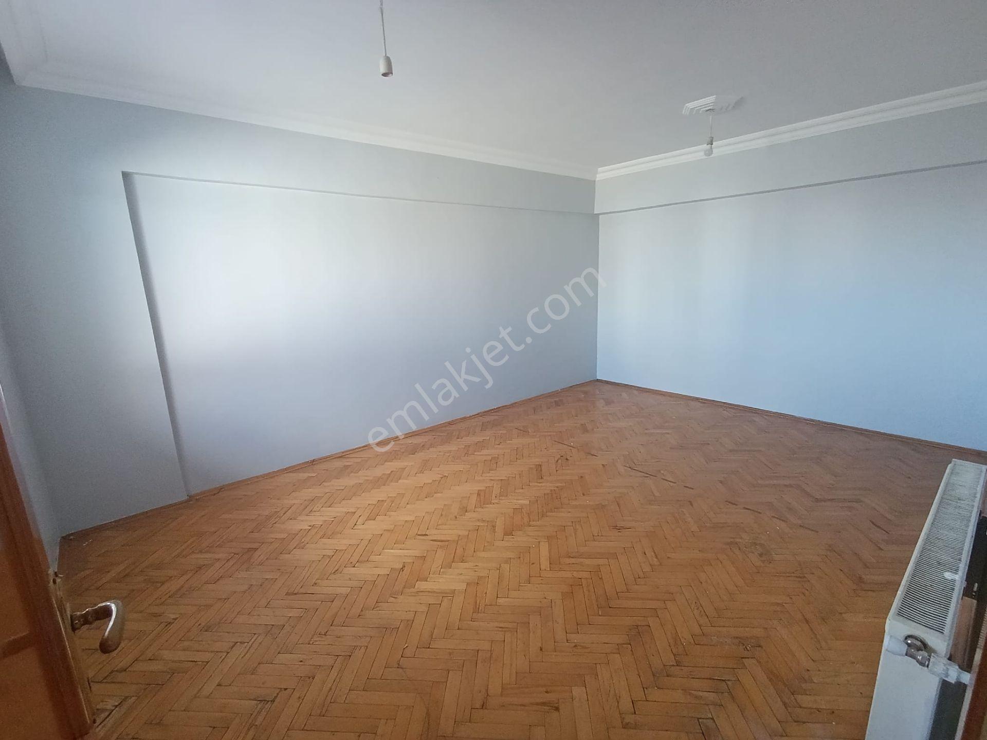Etlik Şehir Hastanesi Yürüme Mesafesi 6+1 Bağımsız Boyalı Yapılı Teraslı Kiralık Daire - Görsel 16