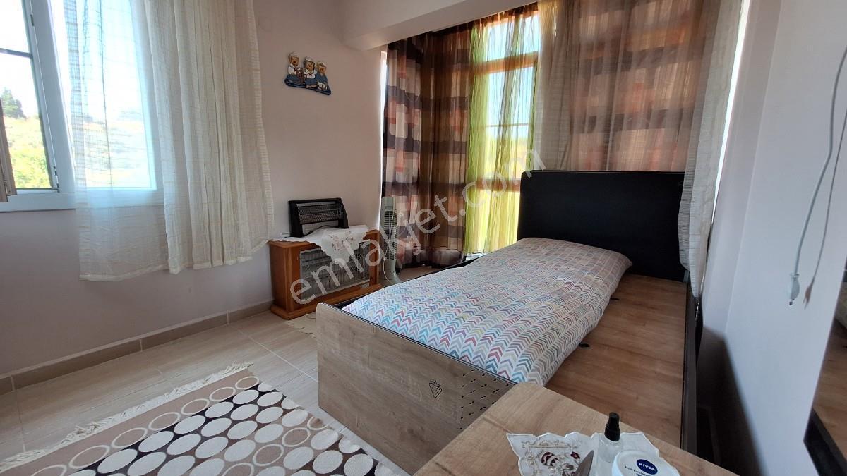 Kuşadası Davutlar Mahallesinde Satılık Bahçeli 4+1 Yazlık - Görsel 24