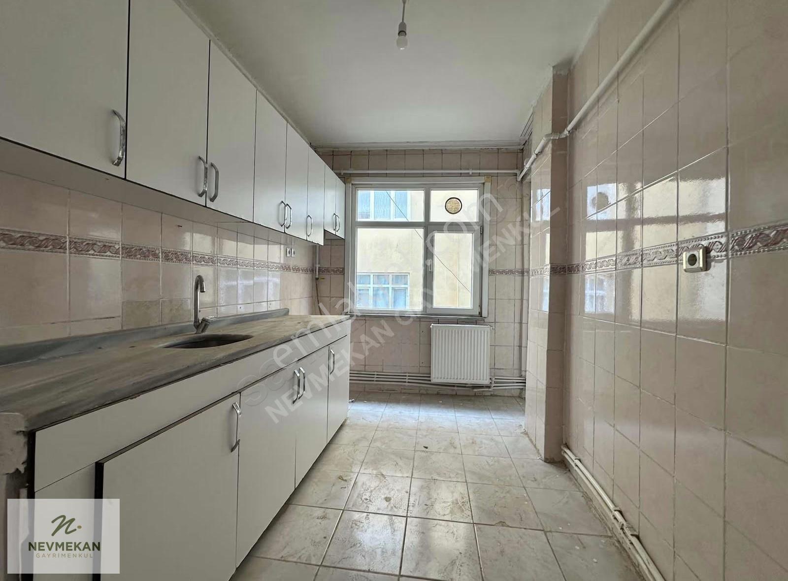 Nevmekan'dan Metro Ve Dörtyola Yakın Ferah 3+1 Kiralık Daire - Görsel 9