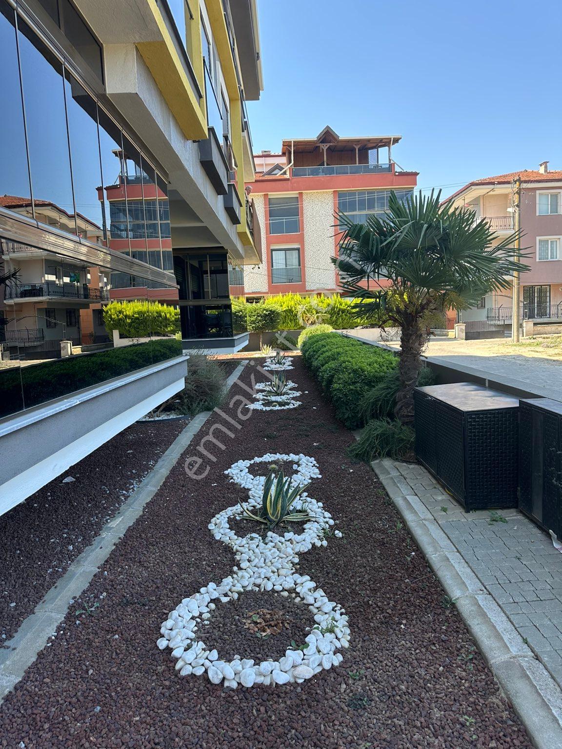 Selçuk’ta Doğa Manzaralı Prestijli Yaşam: 3+1 Lüks Daire - Görsel 16