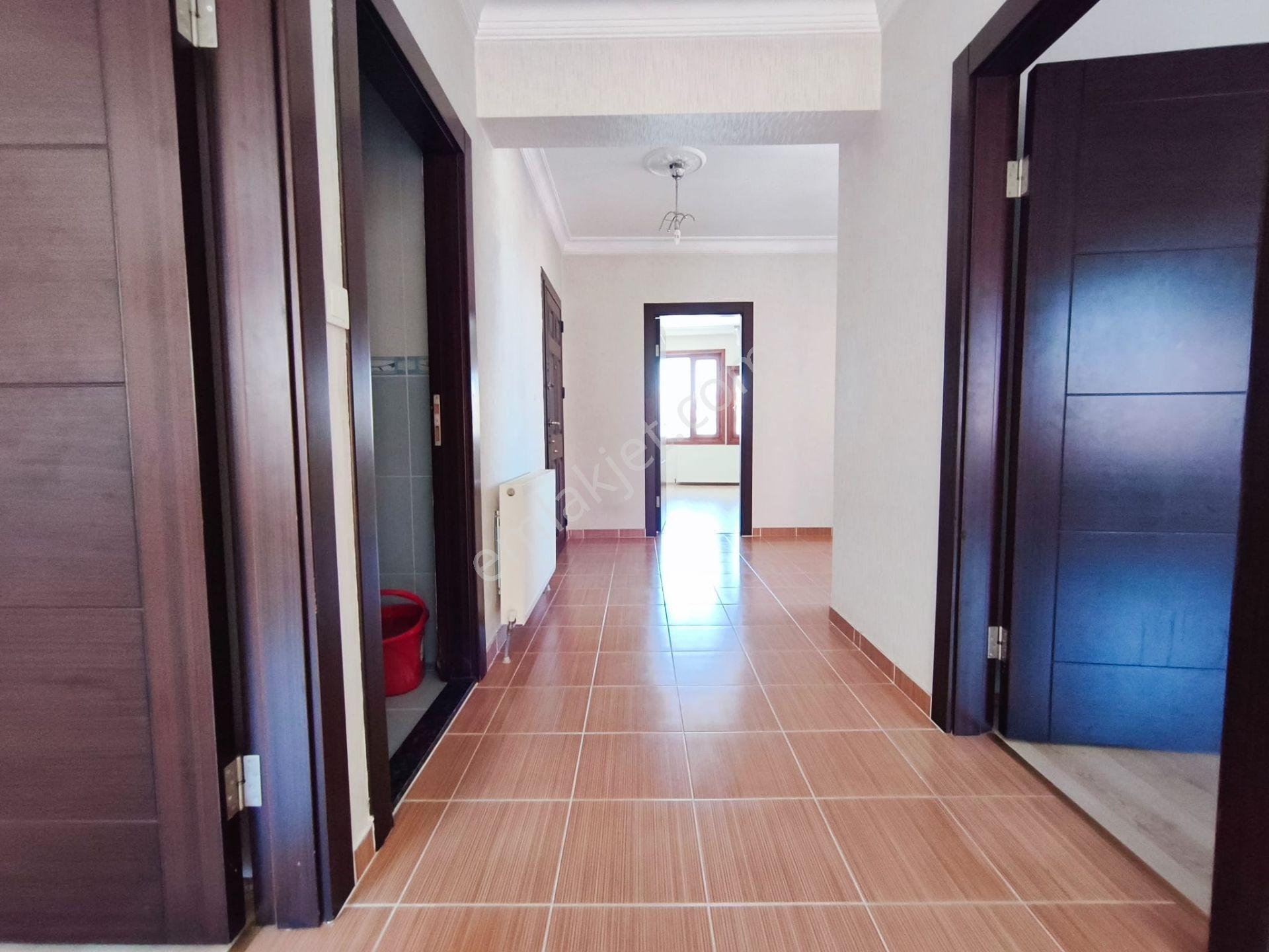 Ankara Esertepe Merkezde 5+1 Asansörlü Çift Girişli Kiralık Dubleks Gata Şehir Hastanesi Yakını - Görsel 24