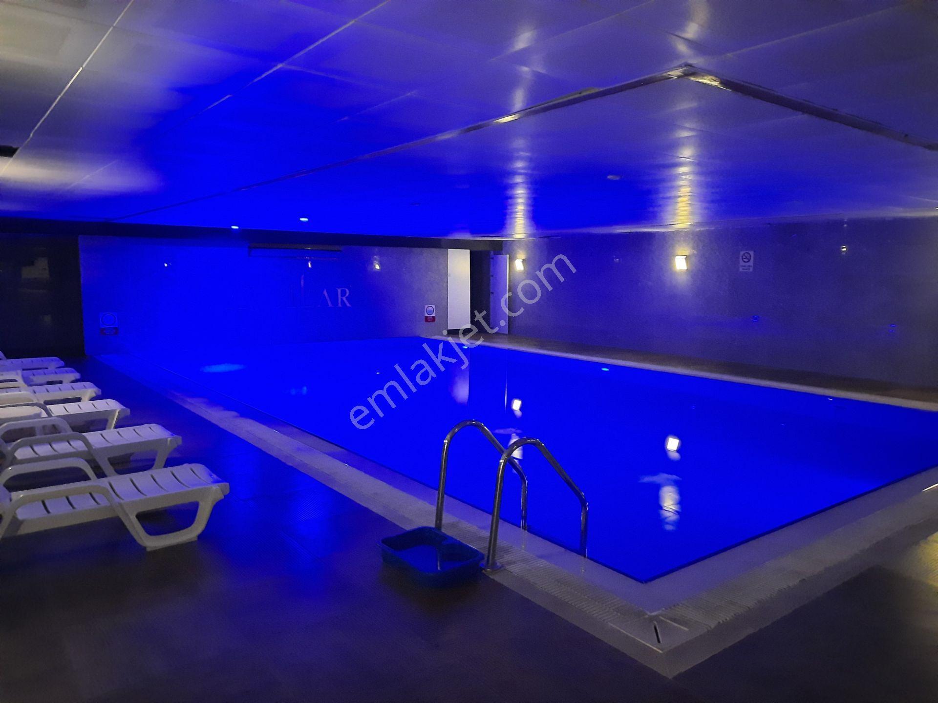 Avcılar Lobi Parlas Residence, Kapalı Havuz, Otopark, Eşyalı 1+1 - Görsel 8