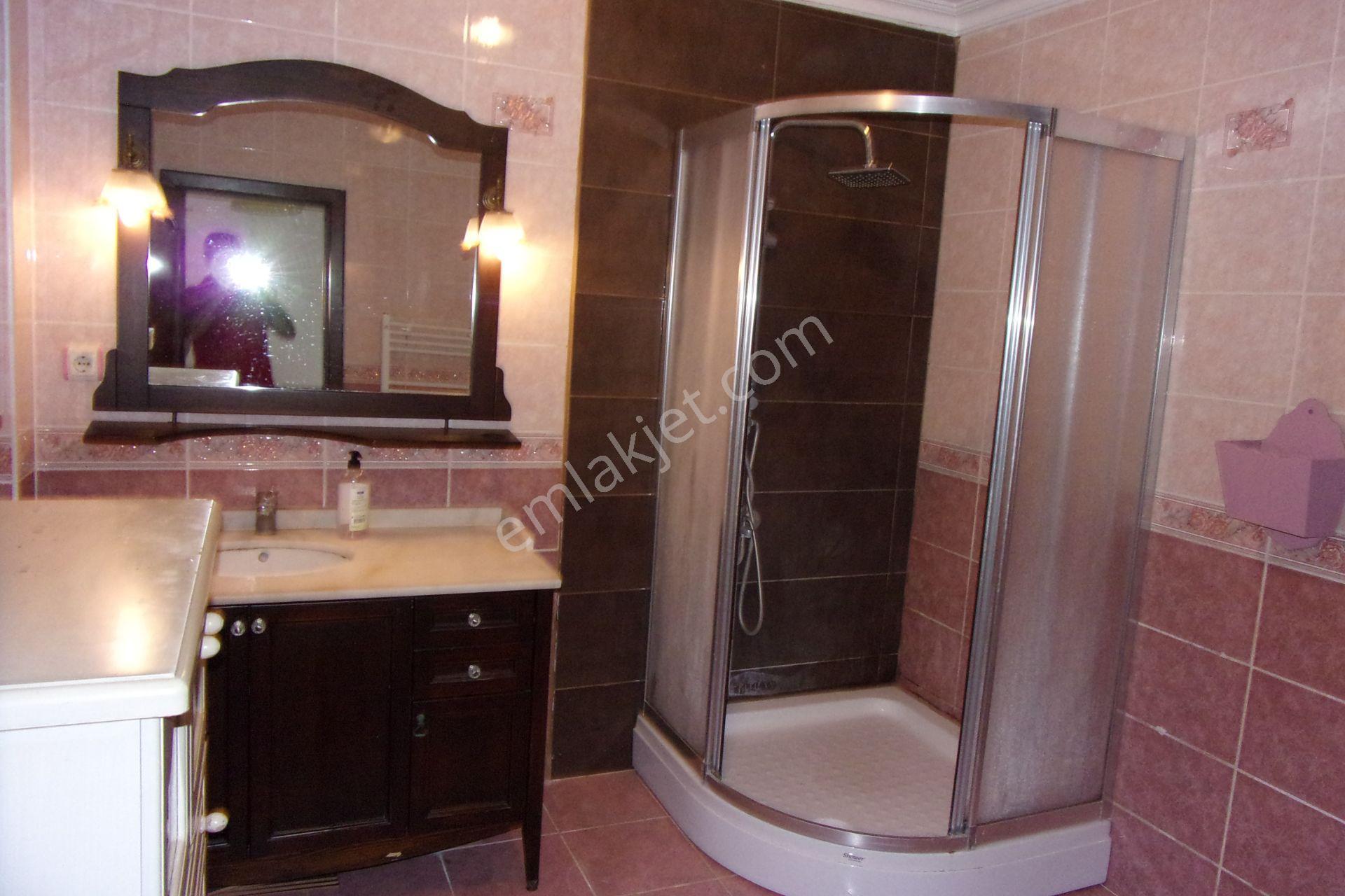 Tarabya Sitede 4+1 225 Metrekare Satılık Triblex Daire - Görsel 15