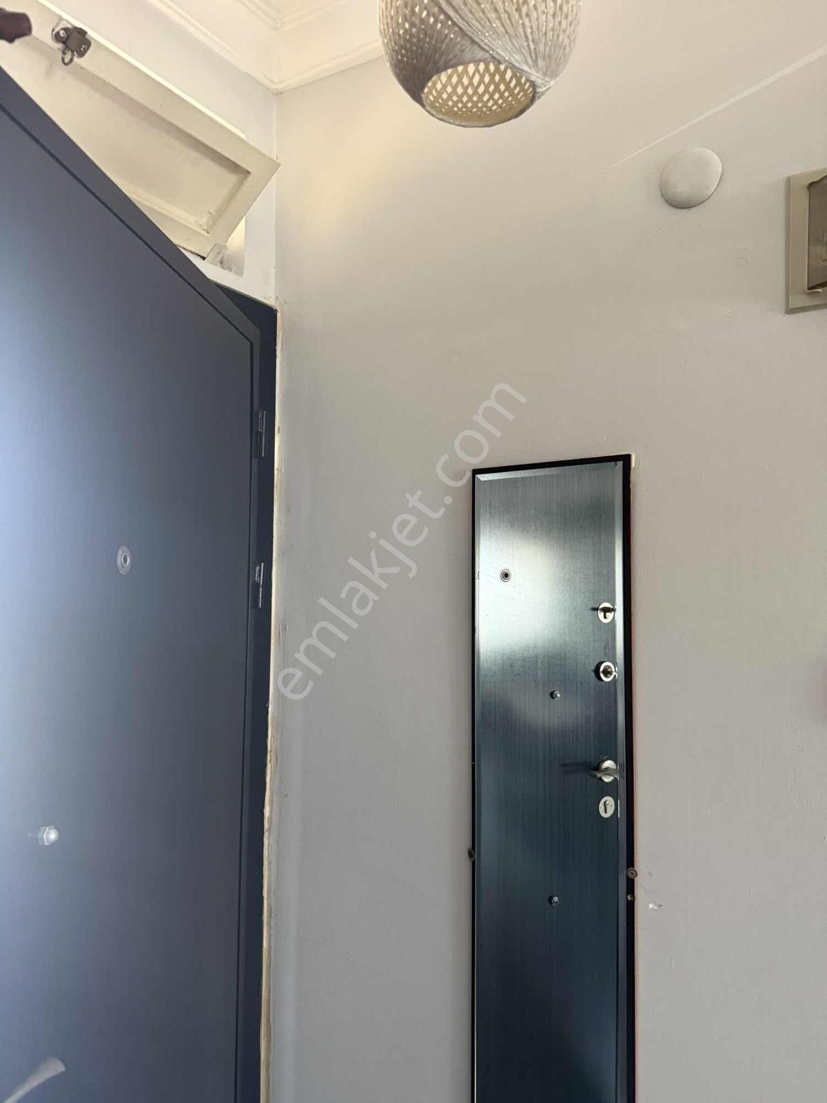Güzeloba'da Denize Yakın 2 + 1 Eşyalı Daire