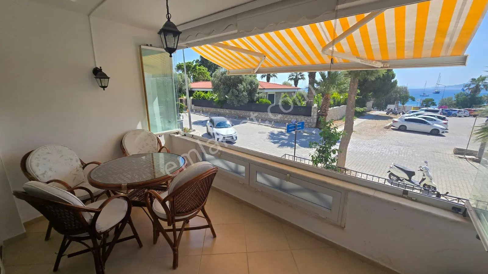 Datça Merkez'de Denize Sıfır 80 M² 2+1 Sezonluk Kiralık Daire - Görsel 2