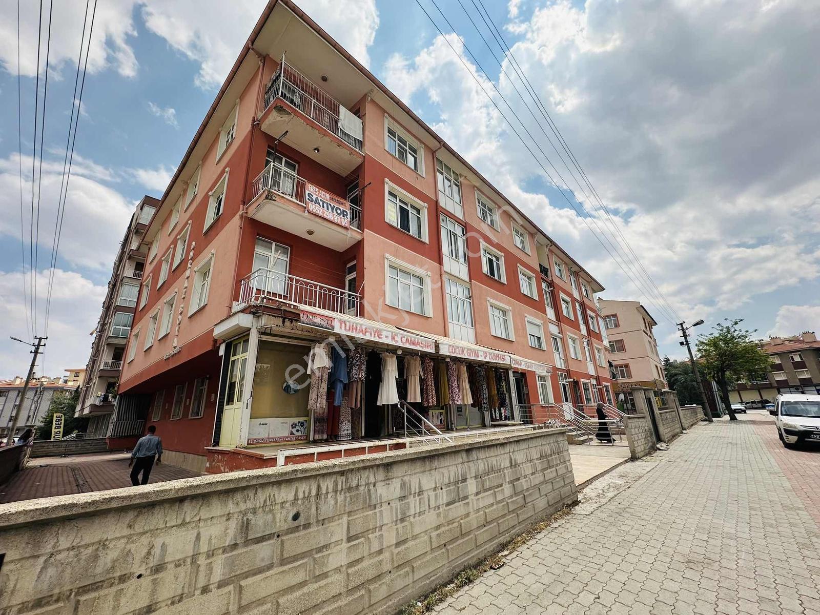 Enes Acur'dan Dumlupınar Mahallesi Cadde Üzeri Arakat Satılık - Görsel 2